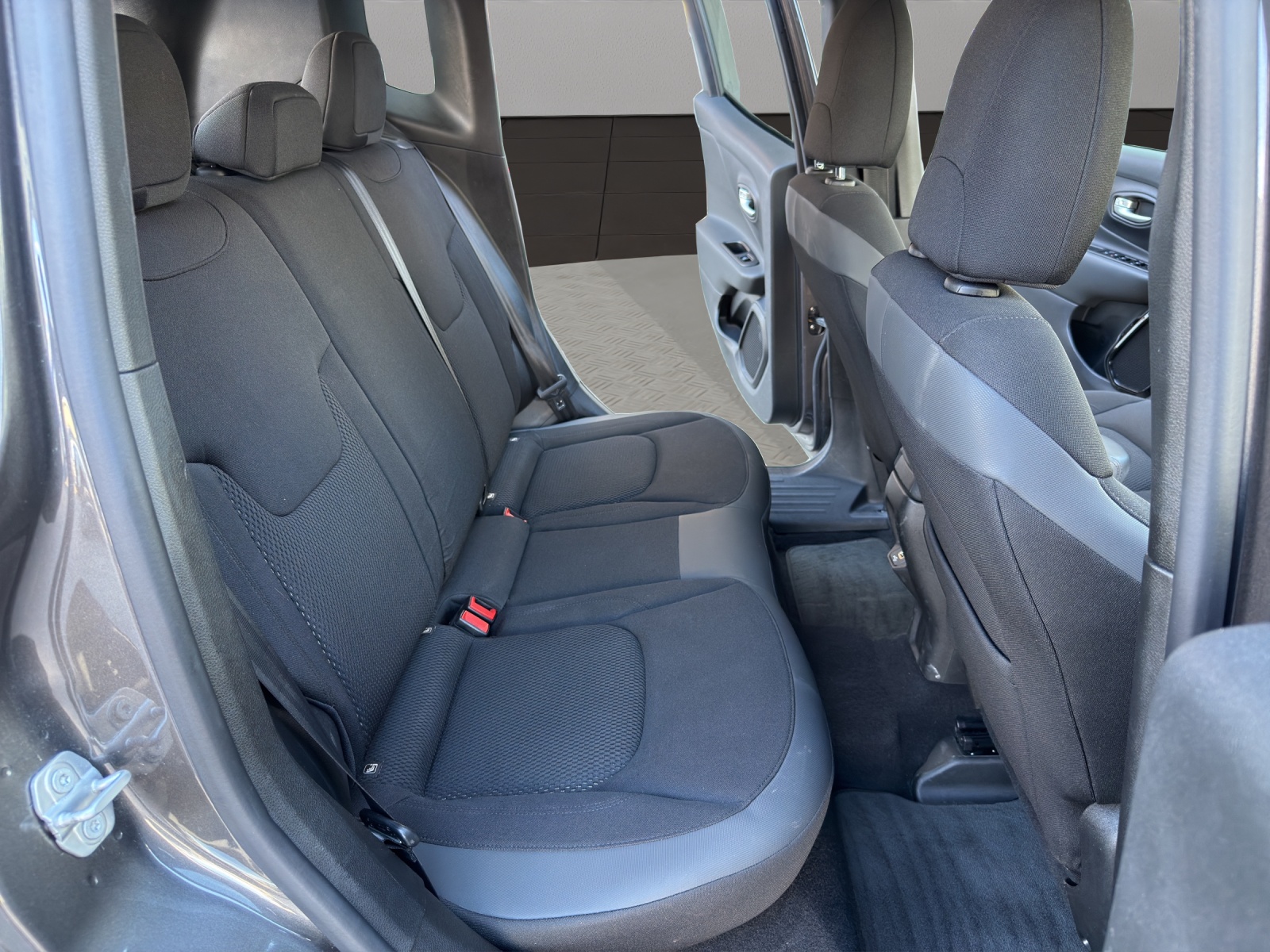 JEEP Renegade 1.0 Turbo Night Eagle-image-17