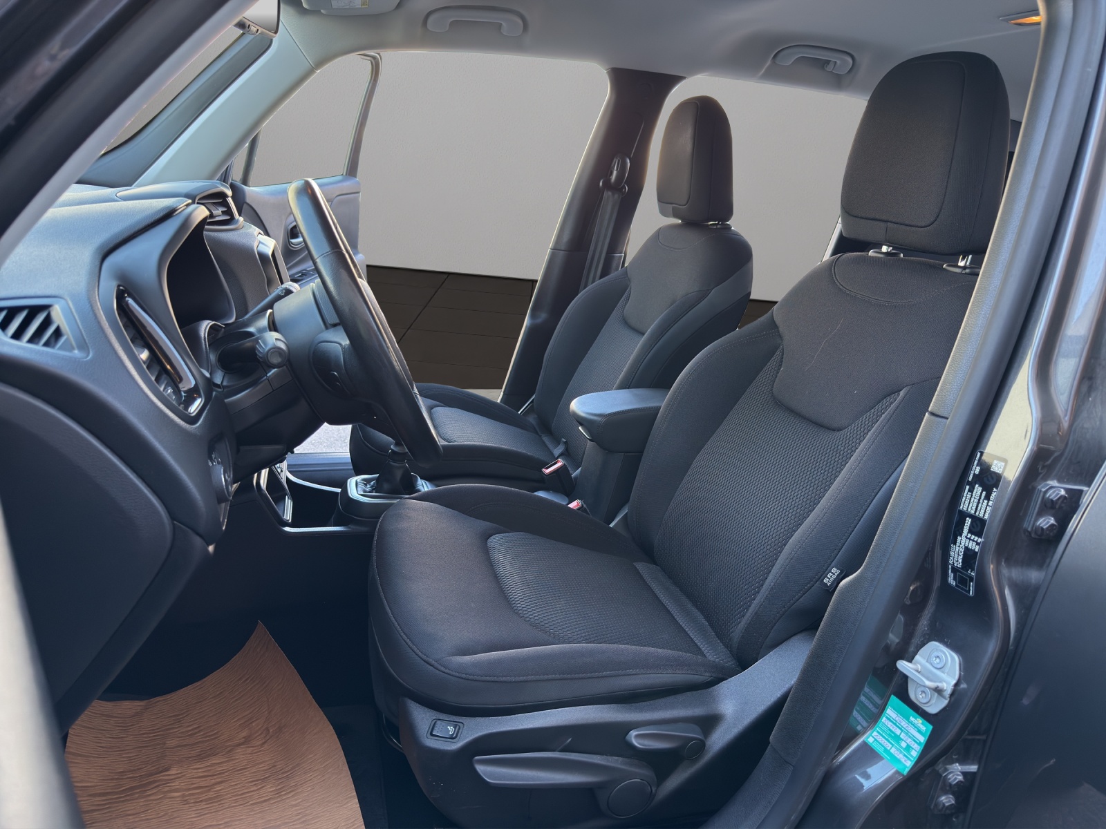 JEEP Renegade 1.0 Turbo Night Eagle-image-8