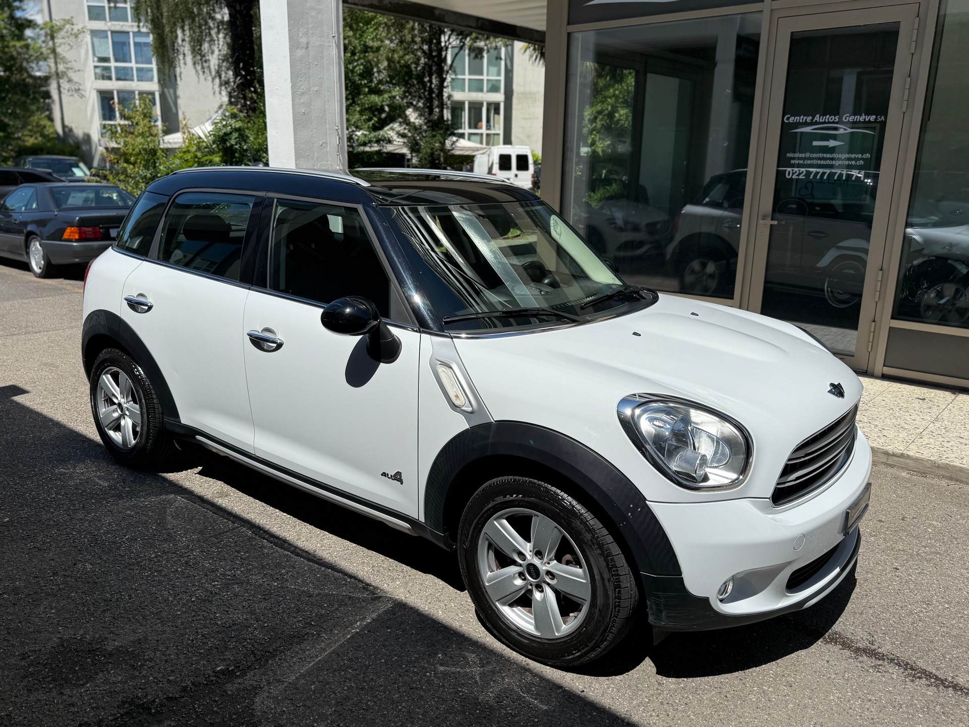 MINI Countryman Cooper ALL4 by Burton-image-1