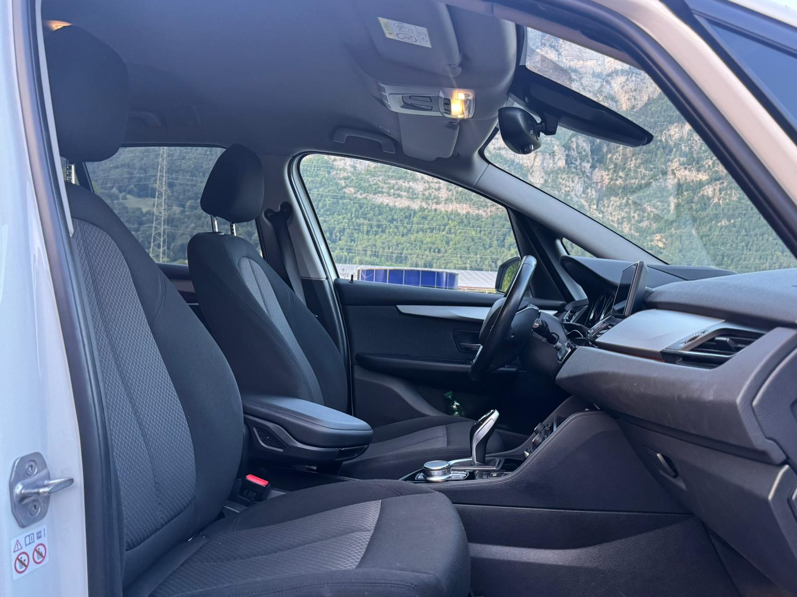BMW 218d xDrive Gran Tourer Swiss Adv. Sport Stept.-image-18