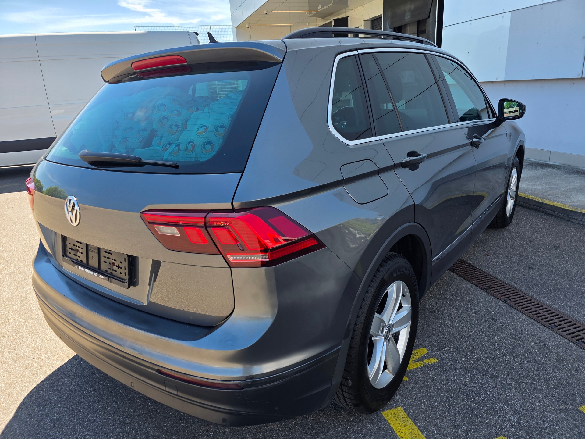 VW Tiguan 2.0 TDI SCR Comfortline 4Motion DSG-showroom-element-2