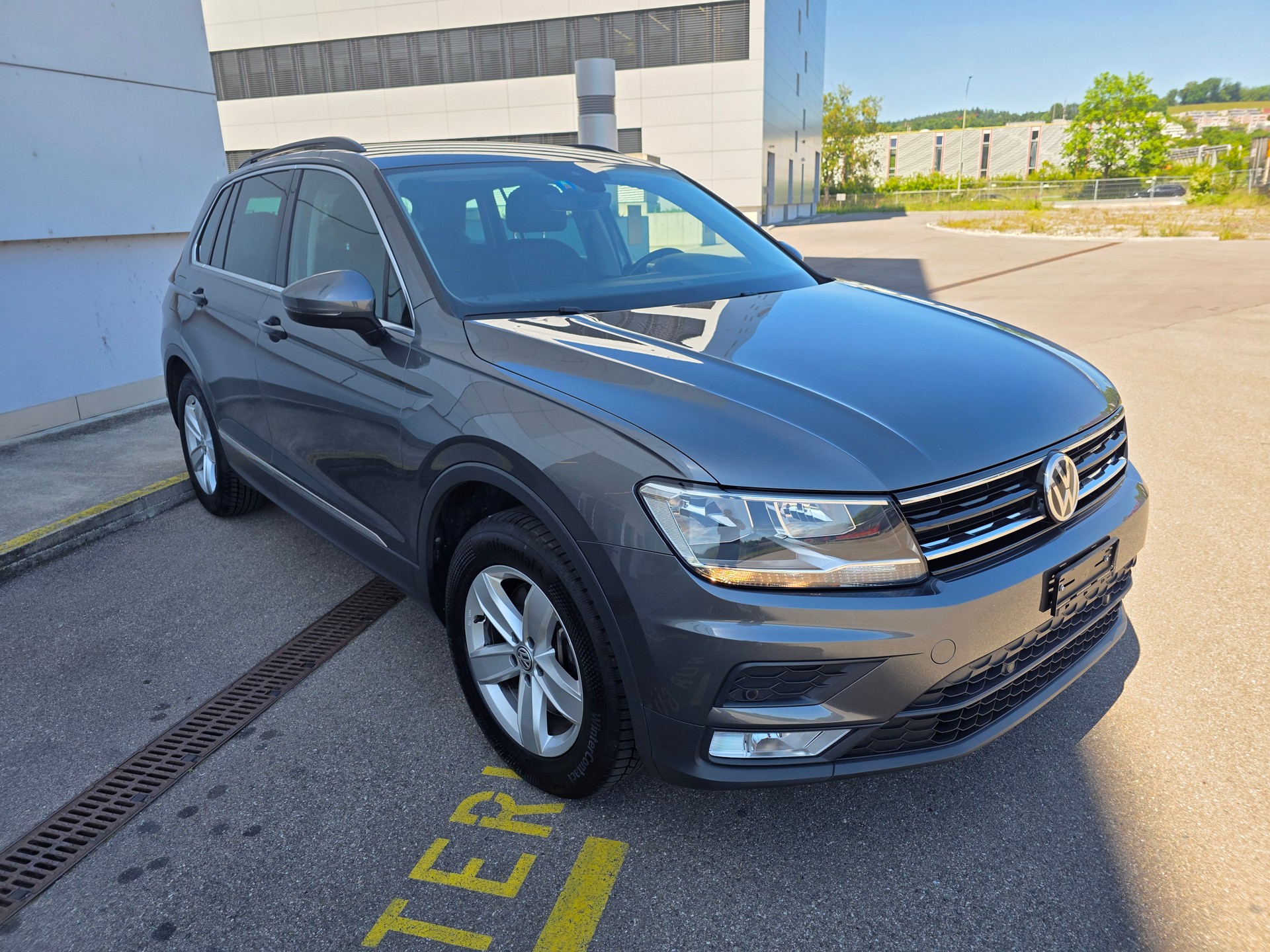 VW Tiguan 2.0 TDI SCR Comfortline 4Motion DSG-image-7