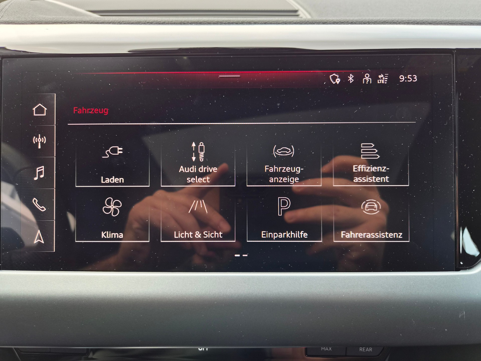 AUDI e-tron GT quattro-image-23