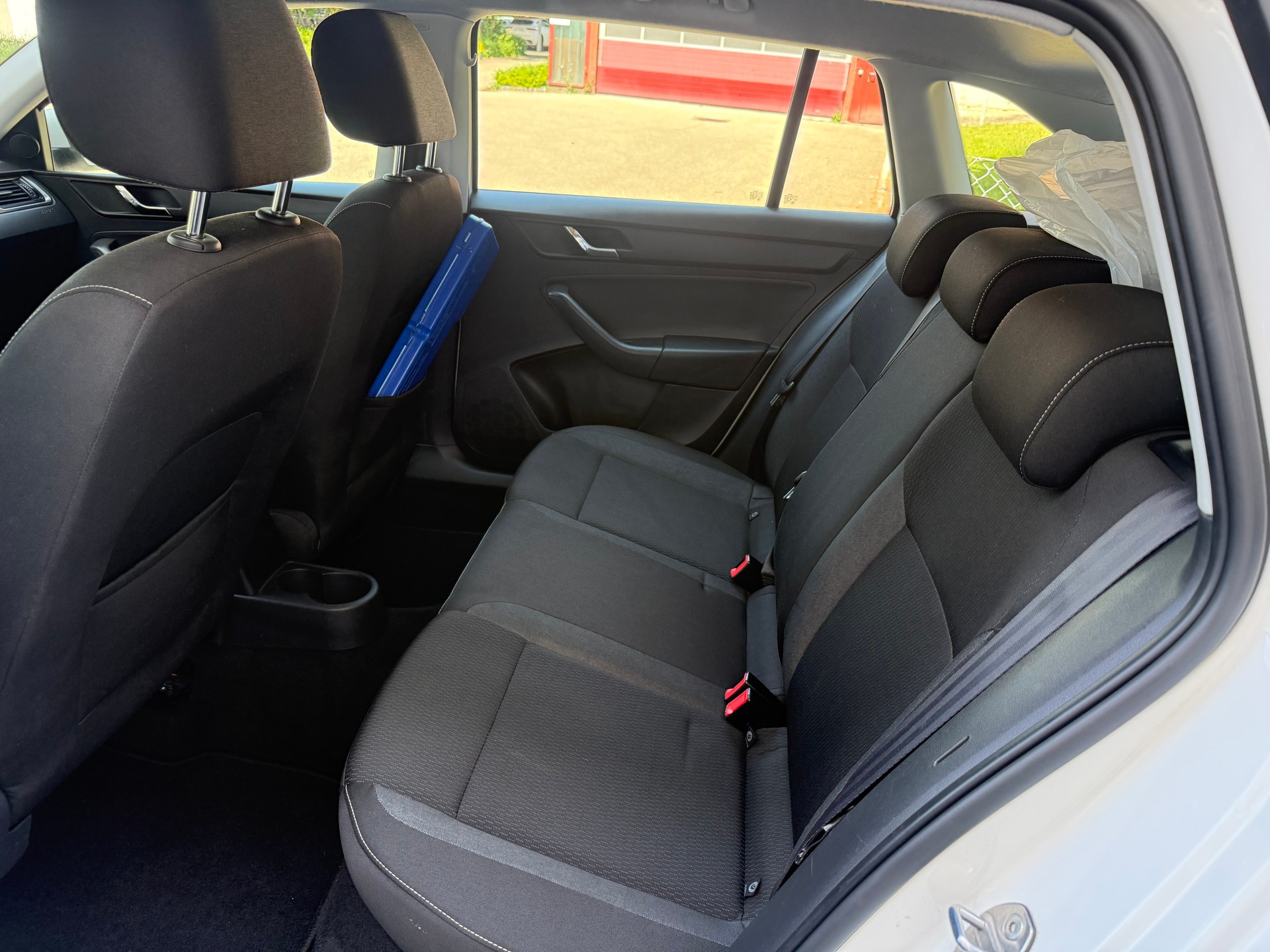 SKODA Rapid Spaceback 1.2 TSI Ambition-image-9