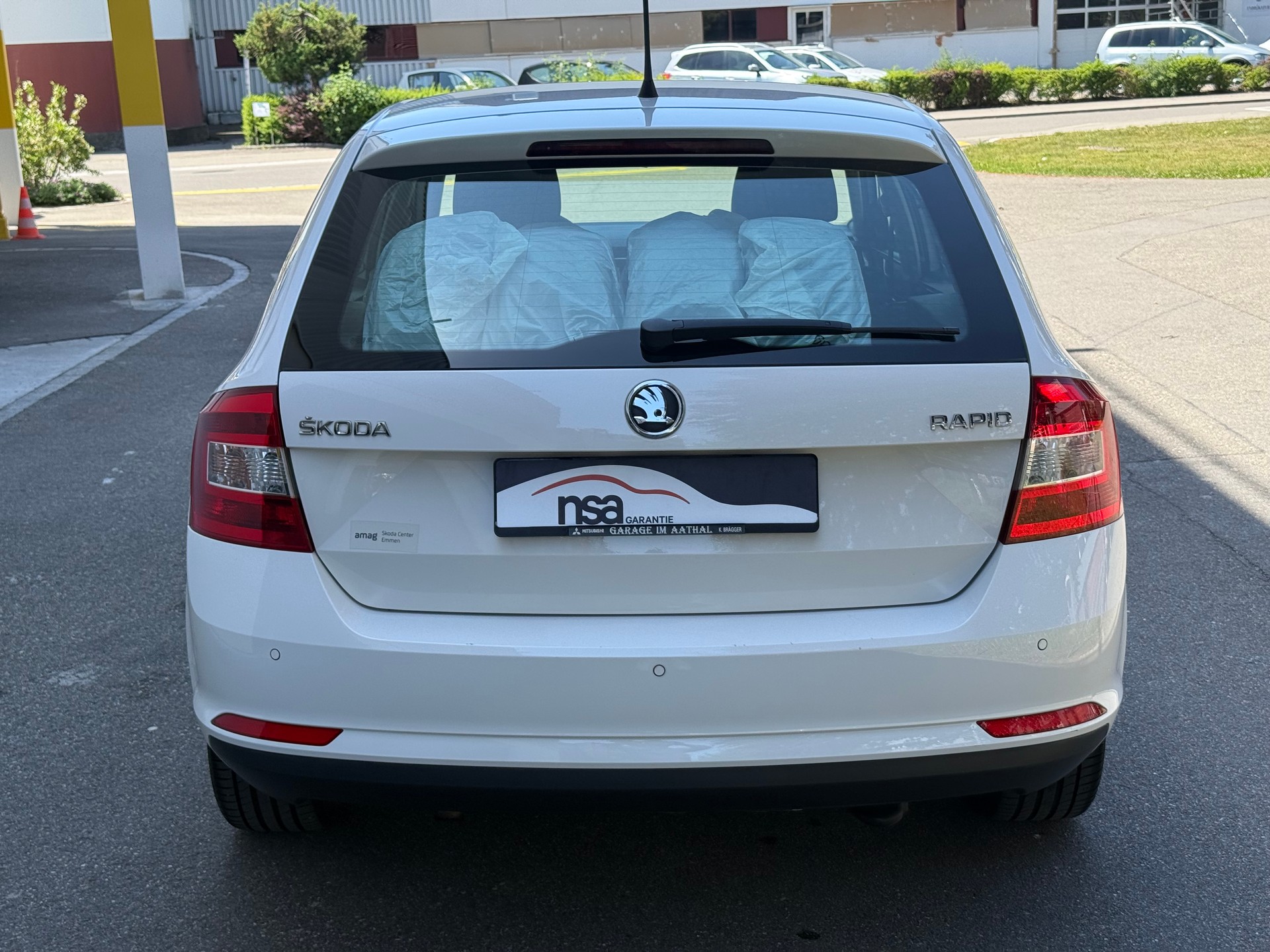 SKODA Rapid Spaceback 1.2 TSI Ambition-image-4