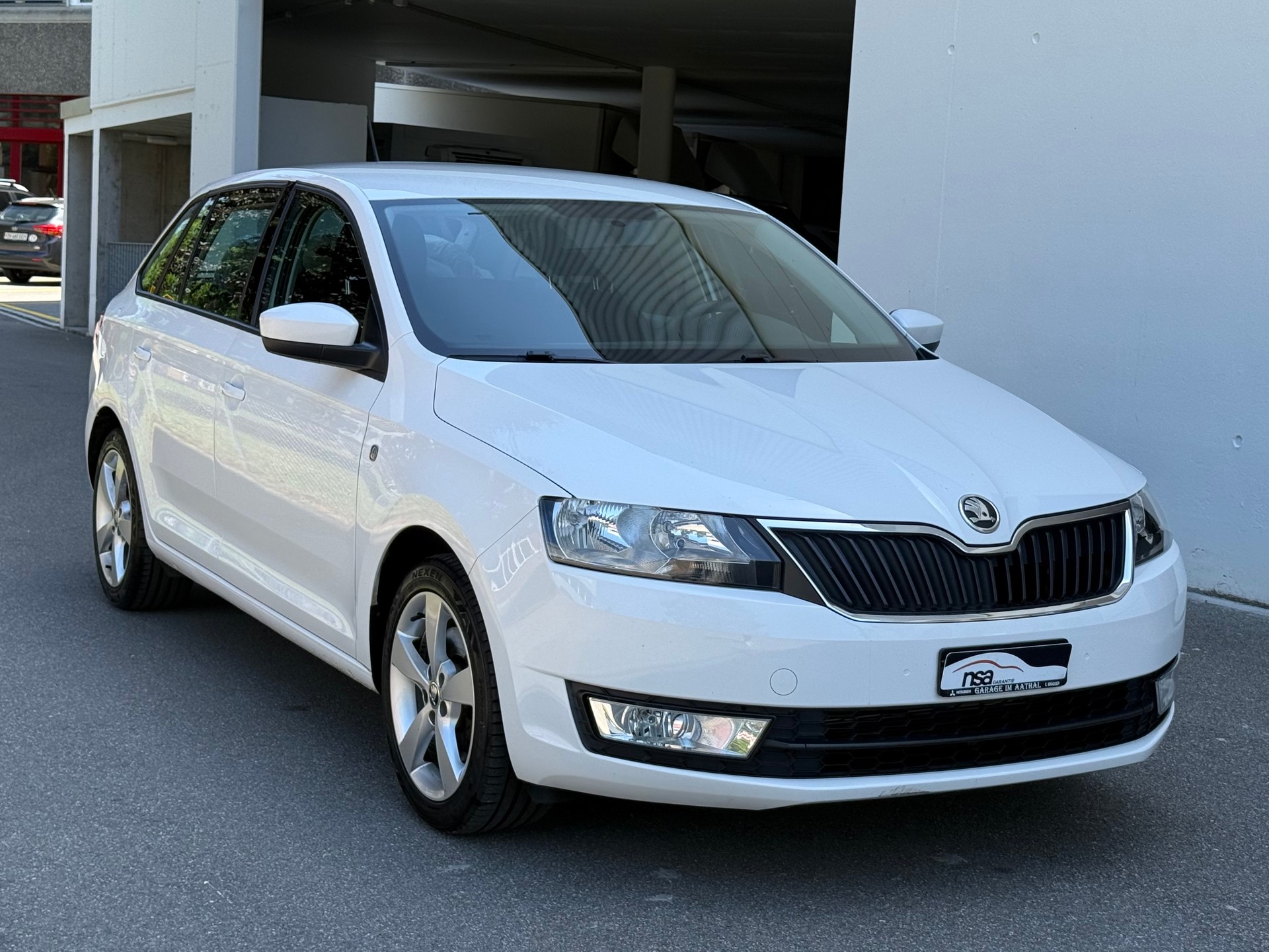 SKODA Rapid Spaceback 1.2 TSI Ambition-image-2