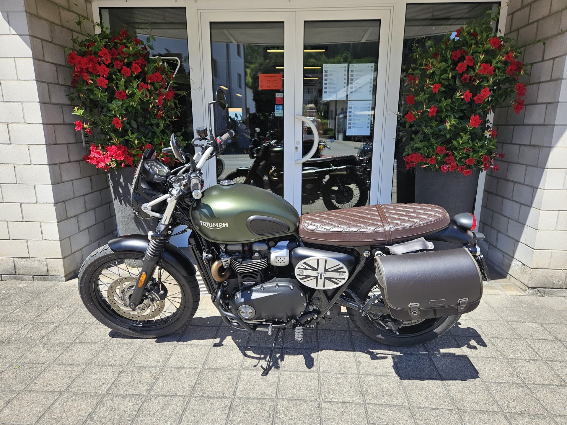 TRIUMPH Street Scrambler 900-image-4