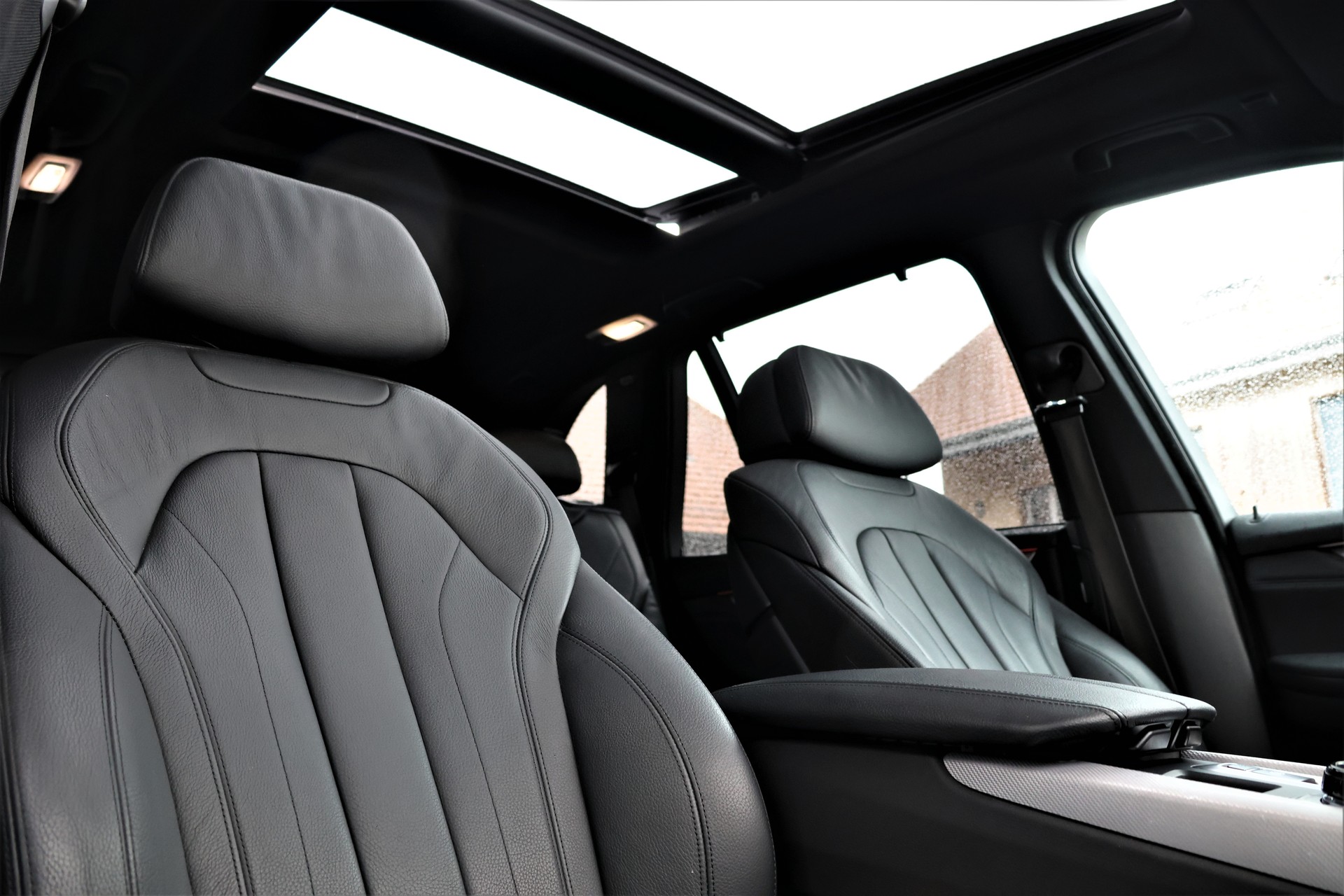 BMW X5 xDrive M50d Steptronic (CH) 7 Plätzer + 3.5T AHK-image-19