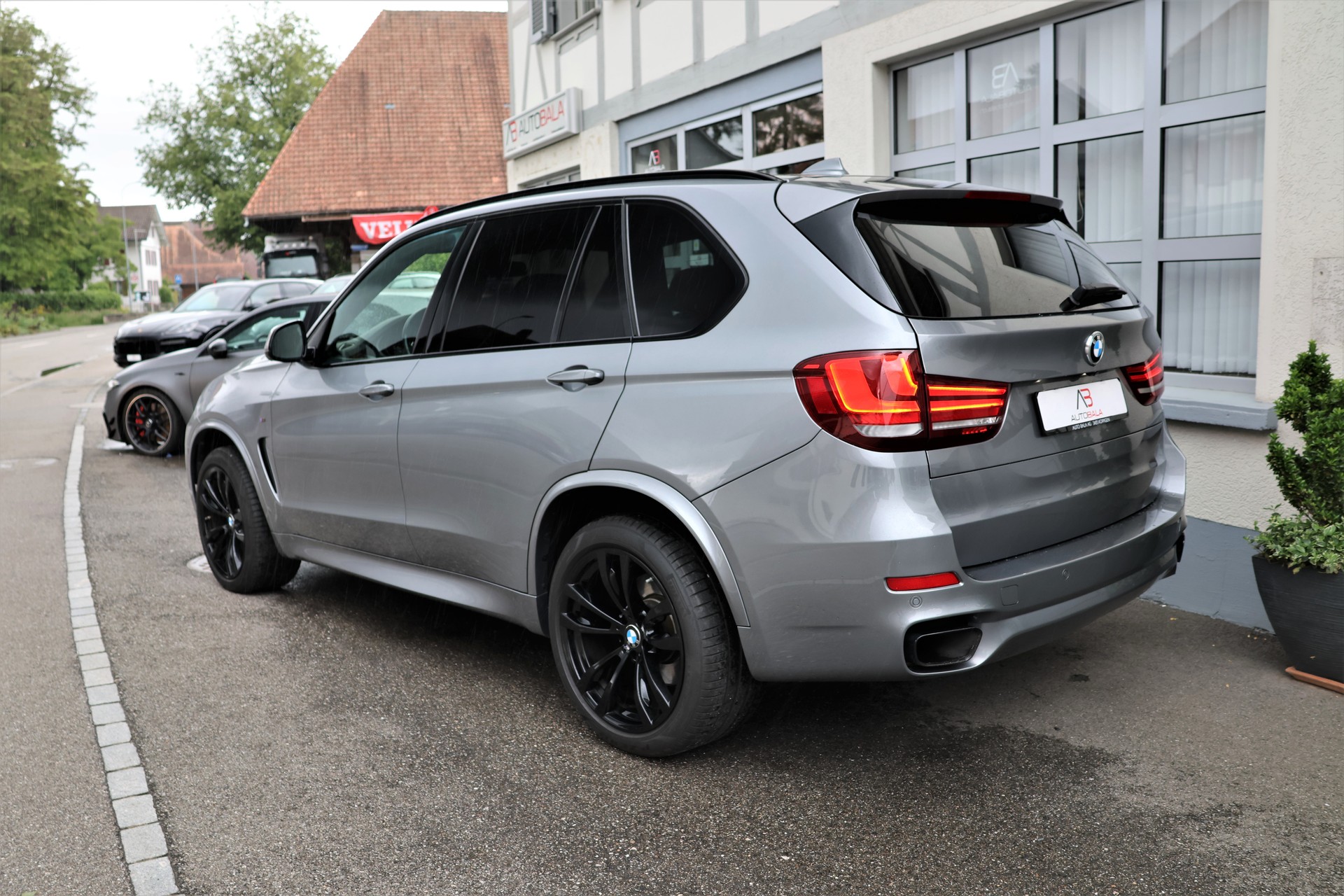 BMW X5 xDrive M50d Steptronic (CH) 7 Plätzer + 3.5T AHK-image-5