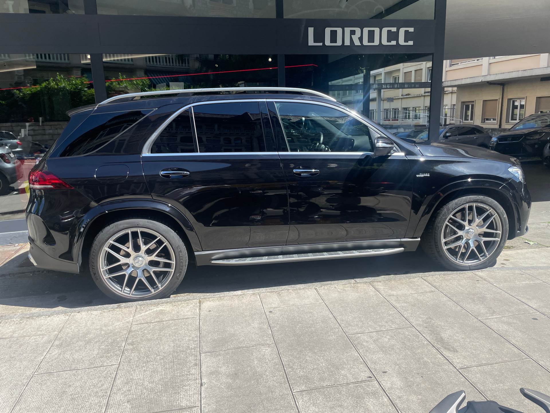 MERCEDES-BENZ GLE 53 AMG 4Matic+-image-2