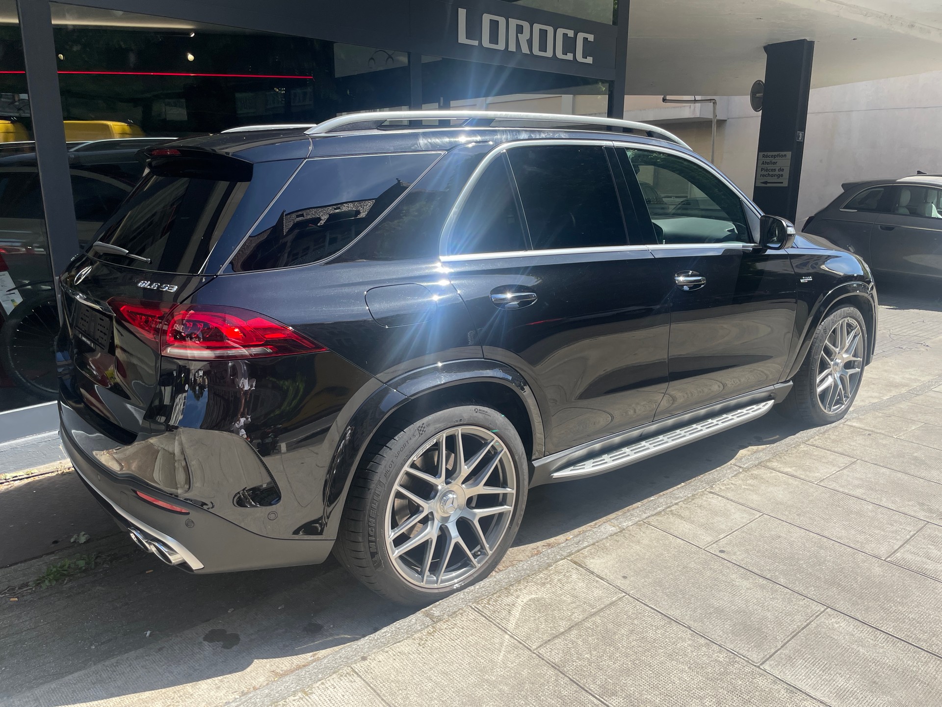 MERCEDES-BENZ GLE 53 AMG 4Matic+-image-3