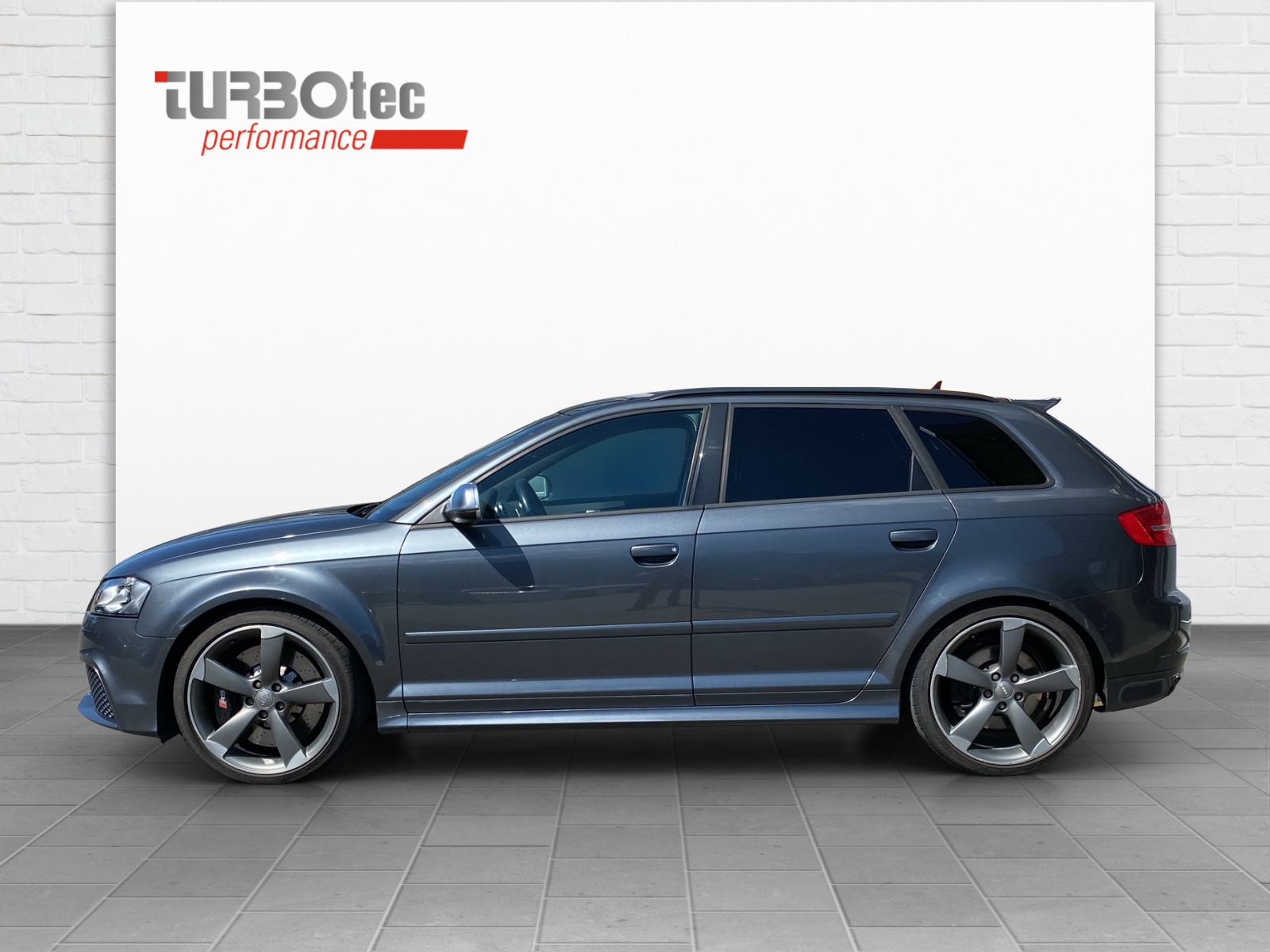AUDI RS3 Sportback 2.5 TFSI quattro S-tronic-showroom-element-1