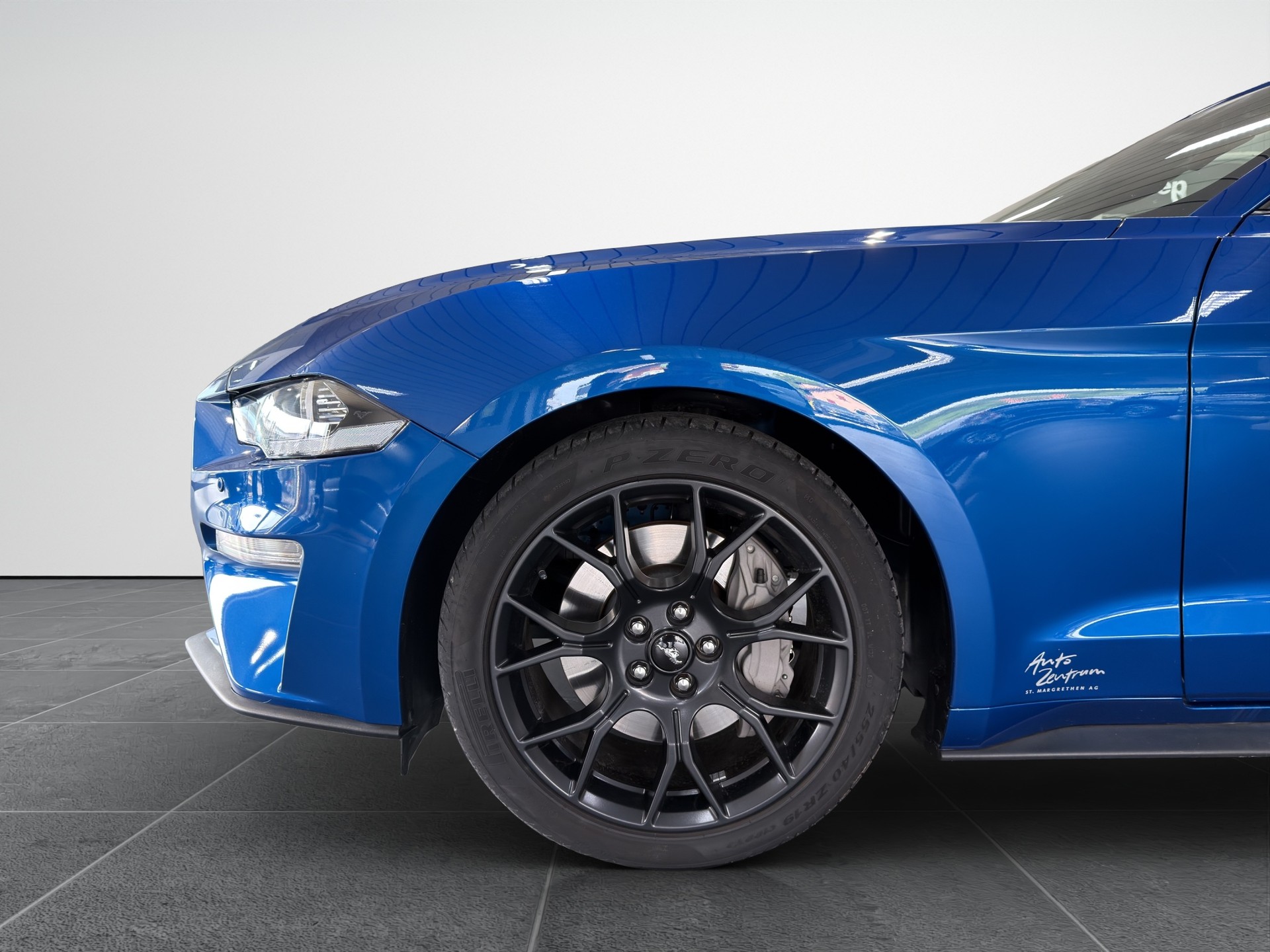 FORD Mustang Convertible 2.3-image-15