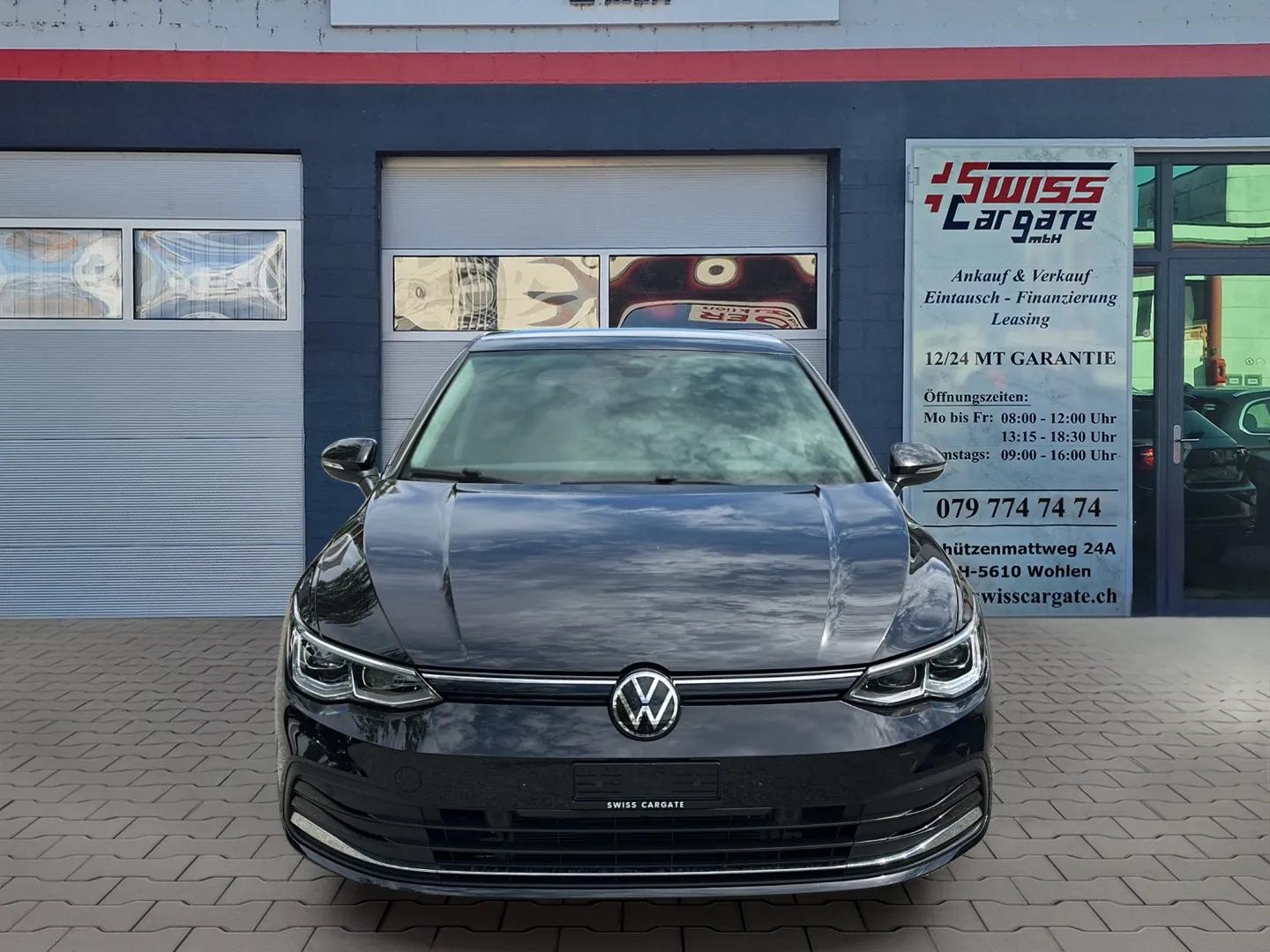 VW Golf 2.0 TDI Active DSG mit AHK & Panoramdach + Werksgarantie-showroom-element-1
