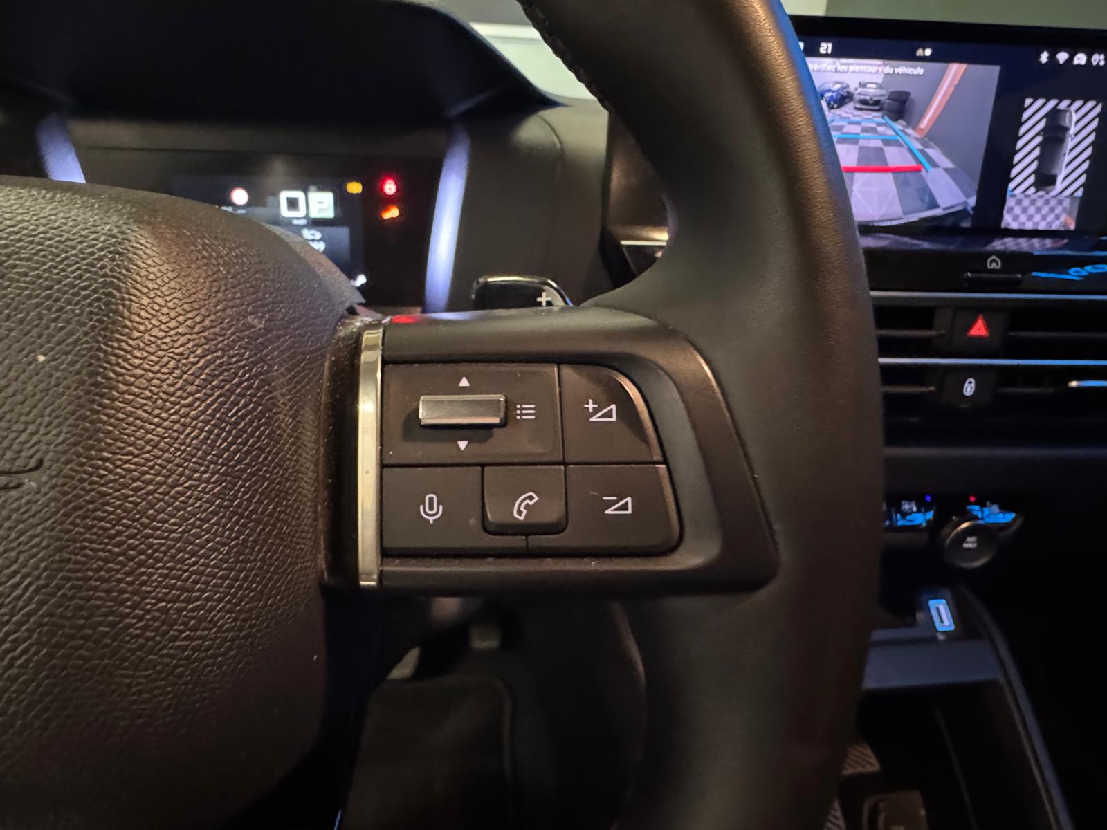 CITROEN C4 1.2 Pure Tech Swiss Edition EAT8-image-18