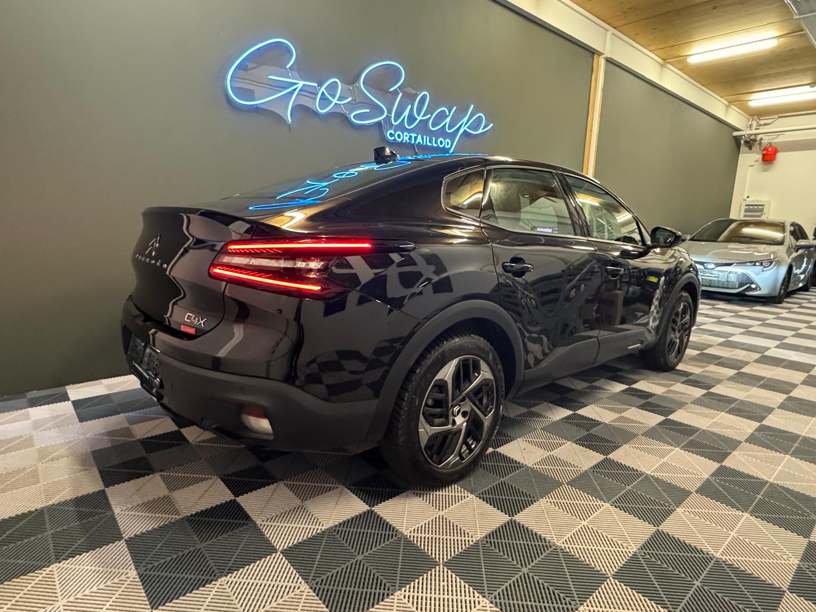 CITROEN C4 1.2 Pure Tech Swiss Edition EAT8-image-5