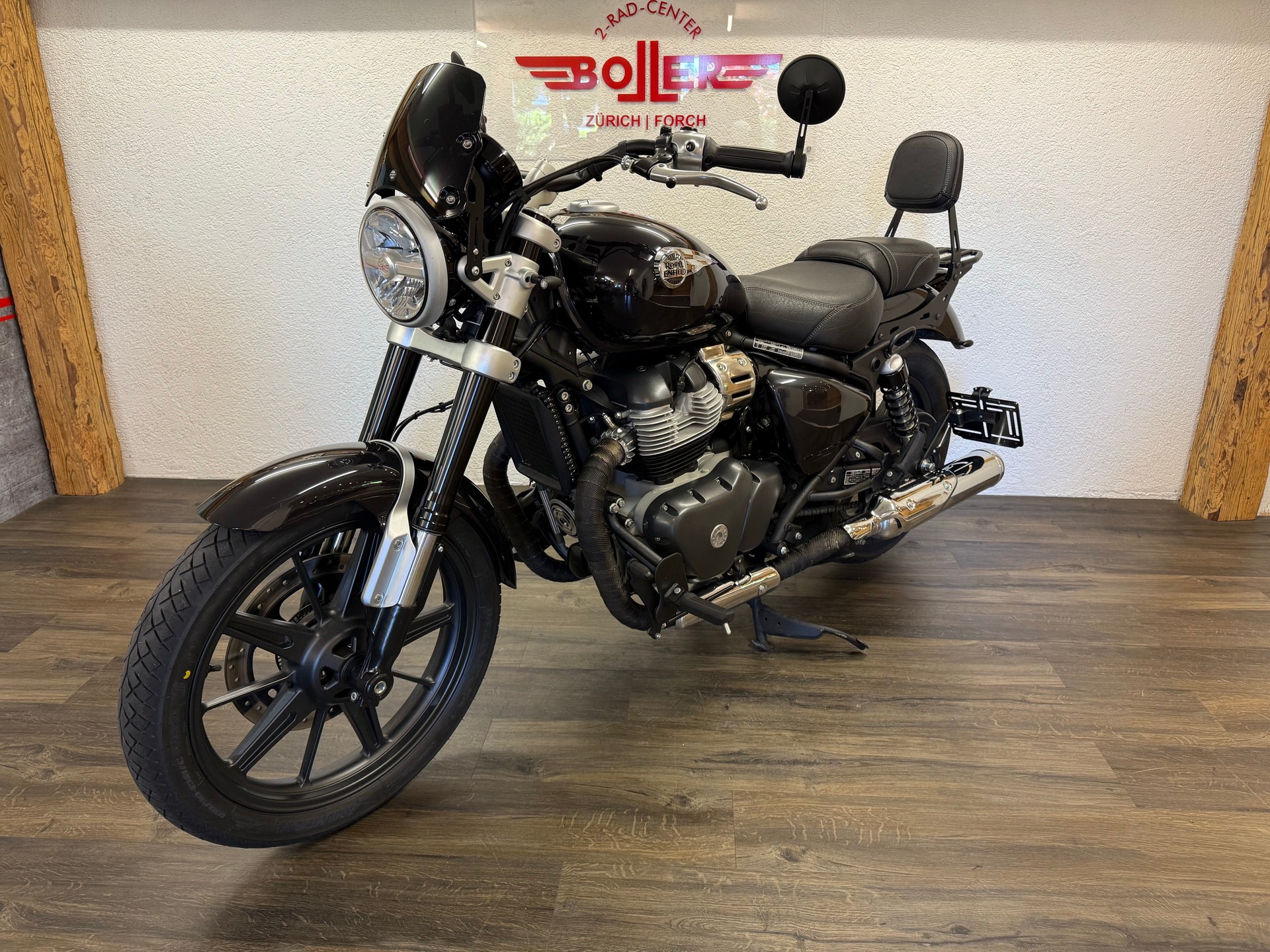 ROYAL ENFIELD Super Meteor 650 Astral-image-4