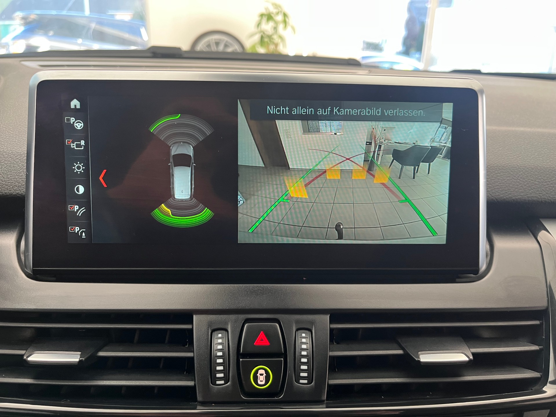 BMW 218d Gran Tourer Steptronic-image-13