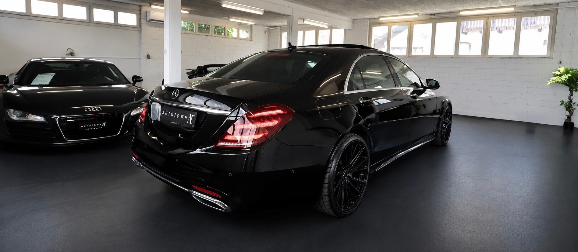 MERCEDES-BENZ S 400 d L 4Matic 9G-Tronic-showroom-element-1