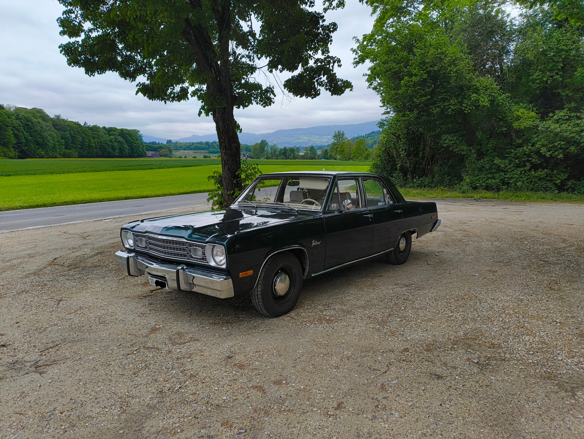 PLYMOUTH VALIANT
