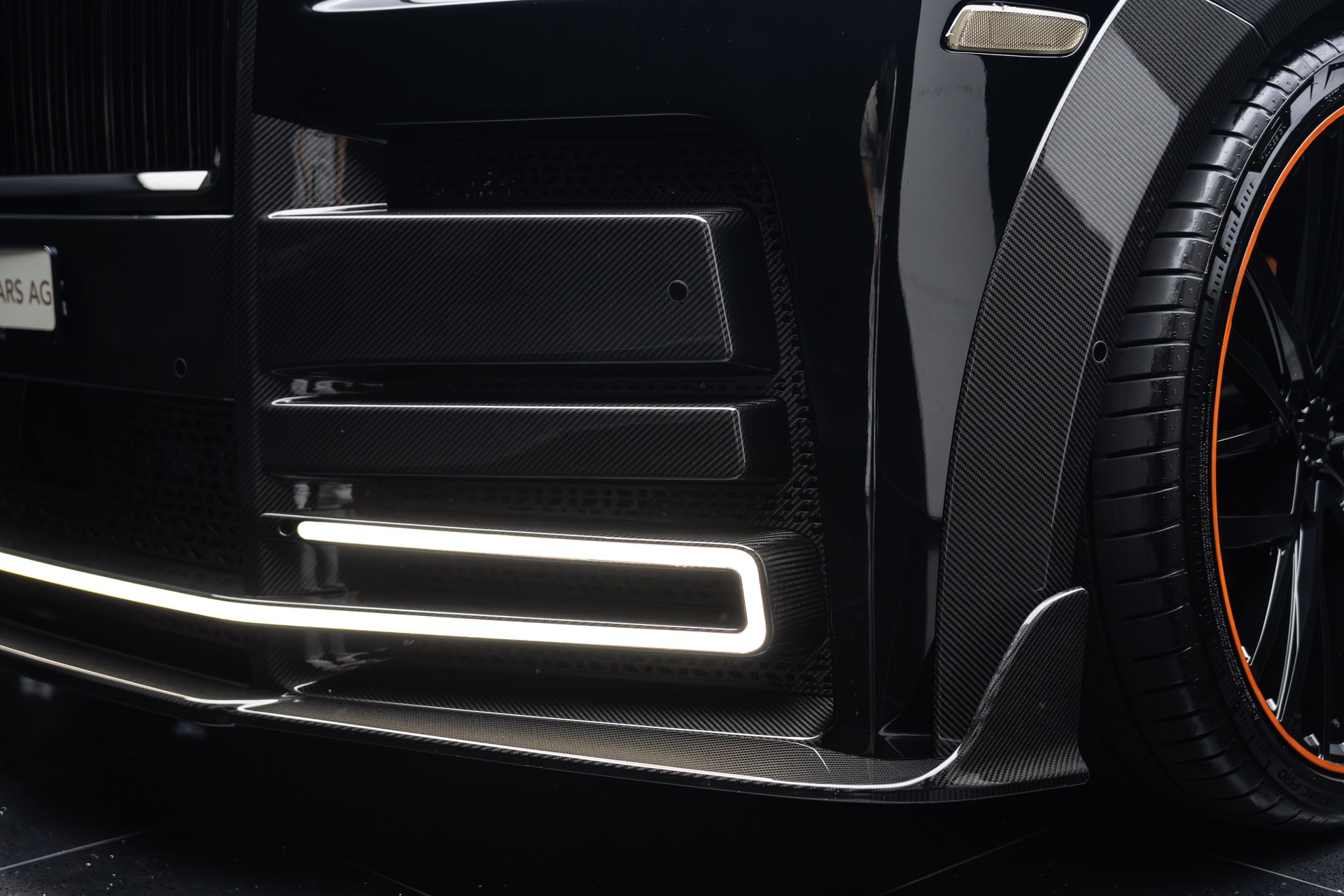 ROLLS-ROYCE Cullinan 6.7 V12 Black Badge KEYVANY-image-17