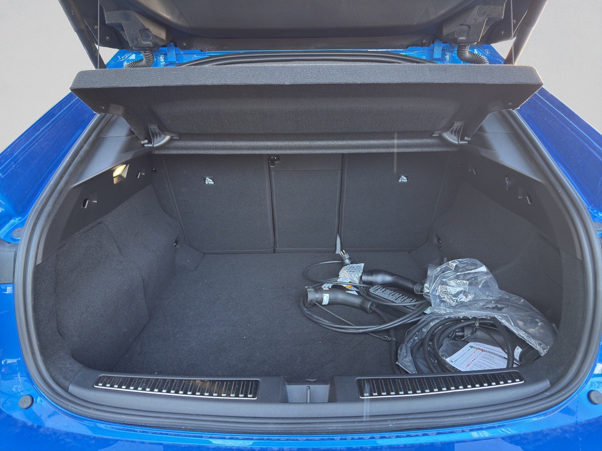RENAULT Rafale 1.2 E-Tech Plug-in Hybrid 300 4x4 Atelier Alpine-image-14