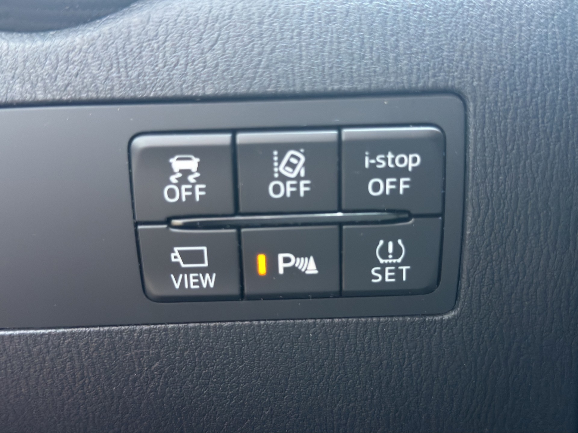 MAZDA 2 1.5 90 Revolution-image-14