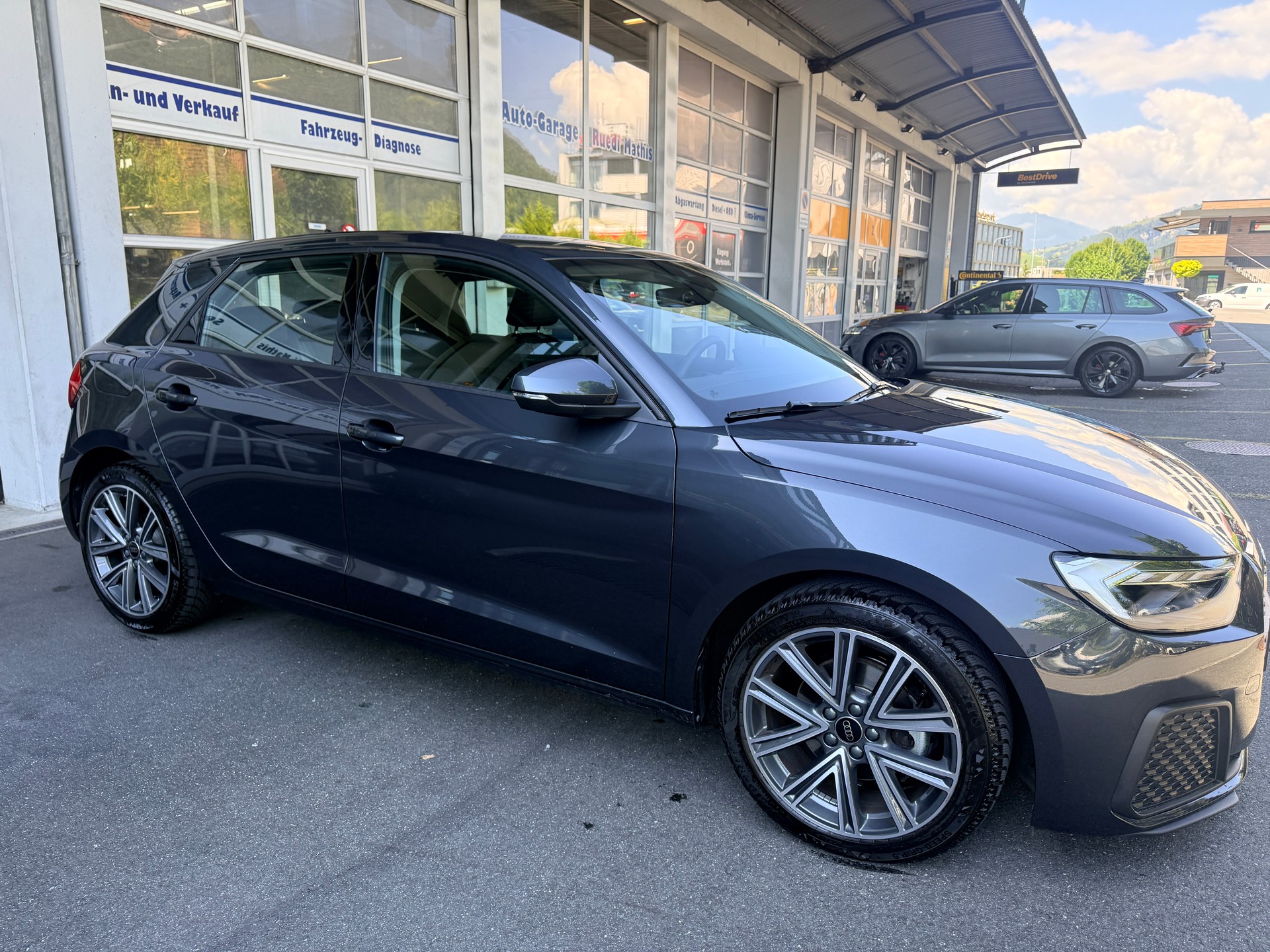 AUDI A1 Sportback 30 TFSI Attraction S-tronic 116PS + Gratissservice-image-2