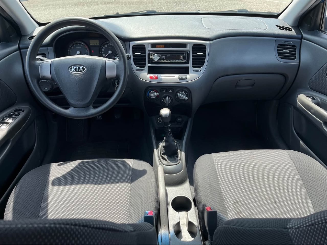 KIA Rio 1.4 16V Style-image-7