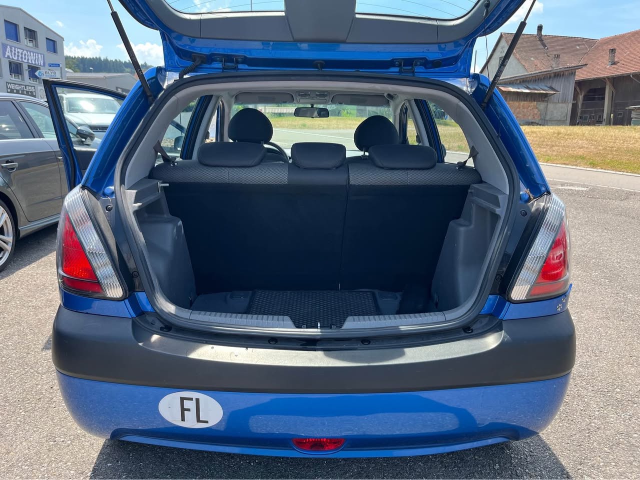 KIA Rio 1.4 16V Style-image-6