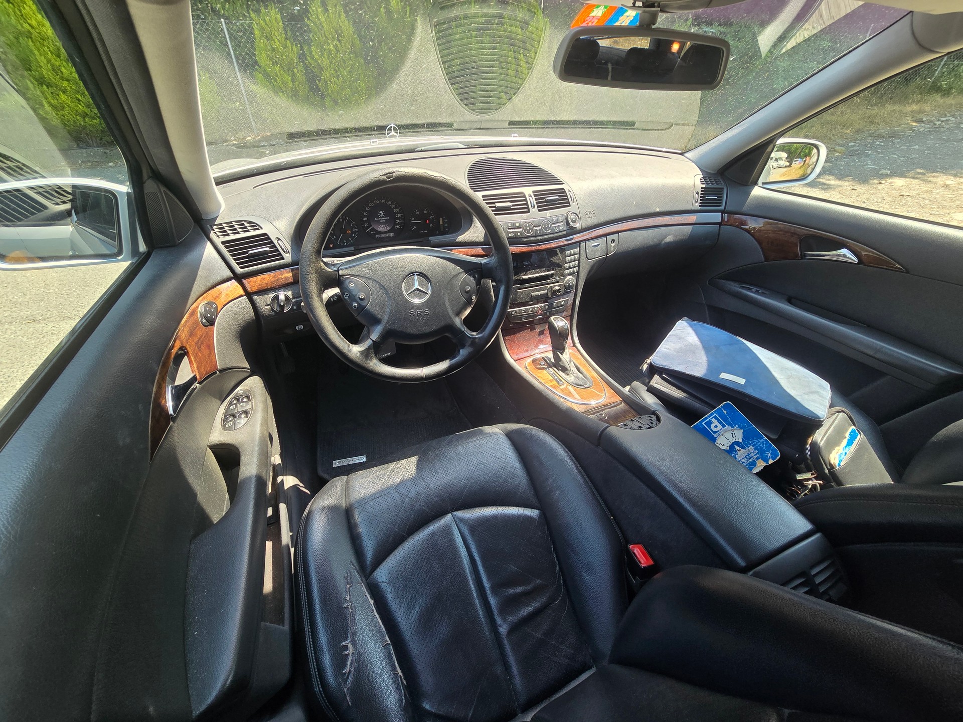 MERCEDES-BENZ E 270 CDI Elégance-image-3
