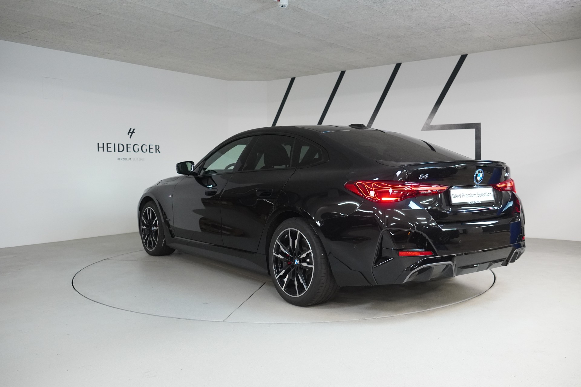 BMW i4 M60 M Sport Pro-image-4