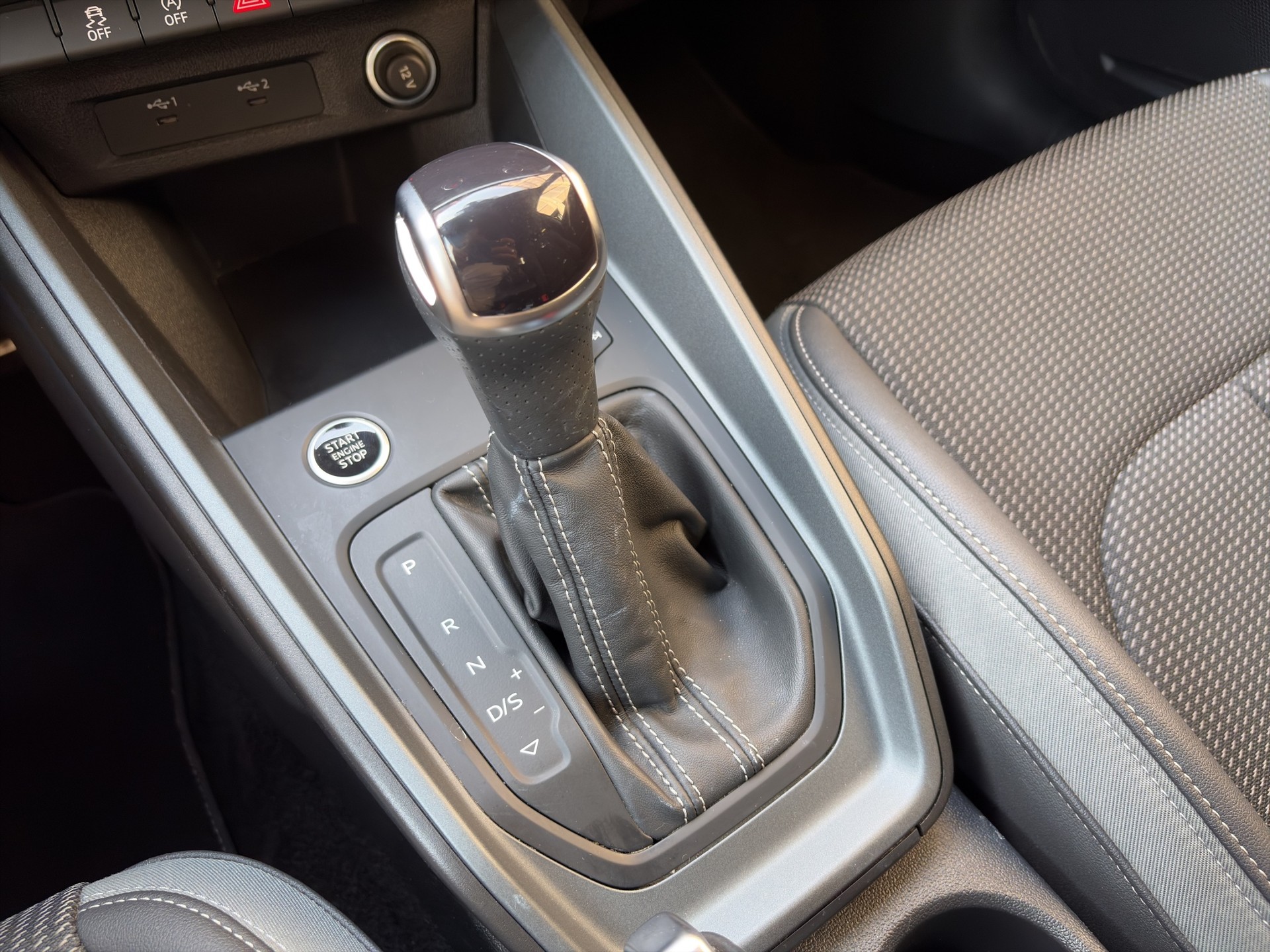 AUDI A1 allstreet 30 TFSI Attraction S-tronic-image-27