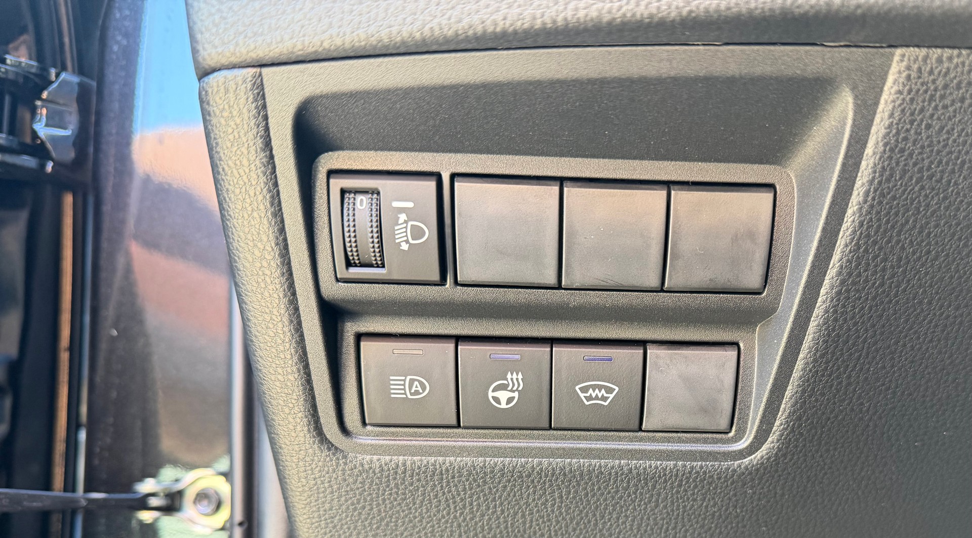 TOYOTA Yaris Cross 1.5 Comfort AWDi e-CVT-image-20