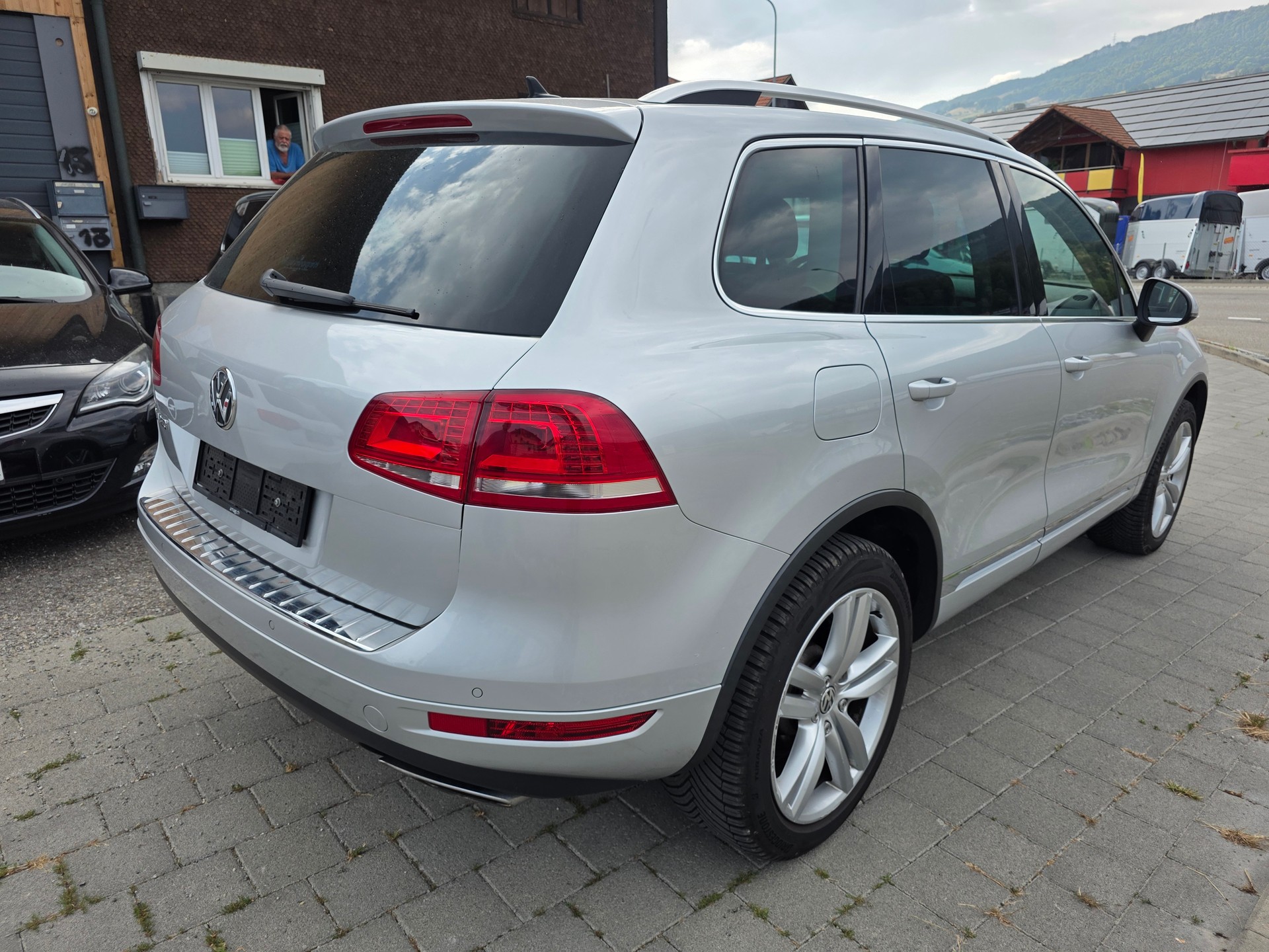 VW Touareg 3.0 TDI BMT Edition X Tiptronic Frisch ab Mfk-image-14
