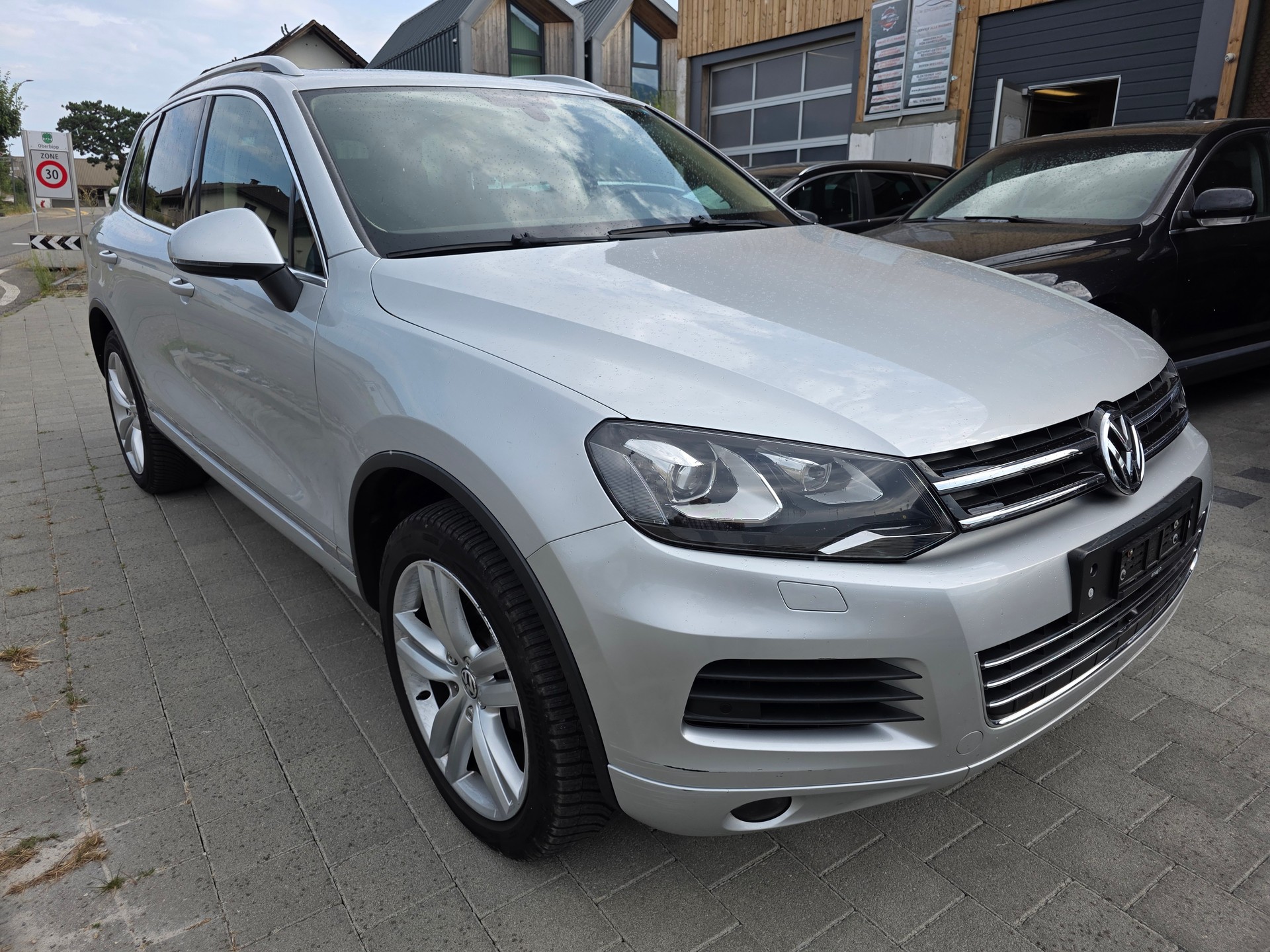 VW Touareg 3.0 TDI BMT Edition X Tiptronic Frisch ab Mfk-image-3
