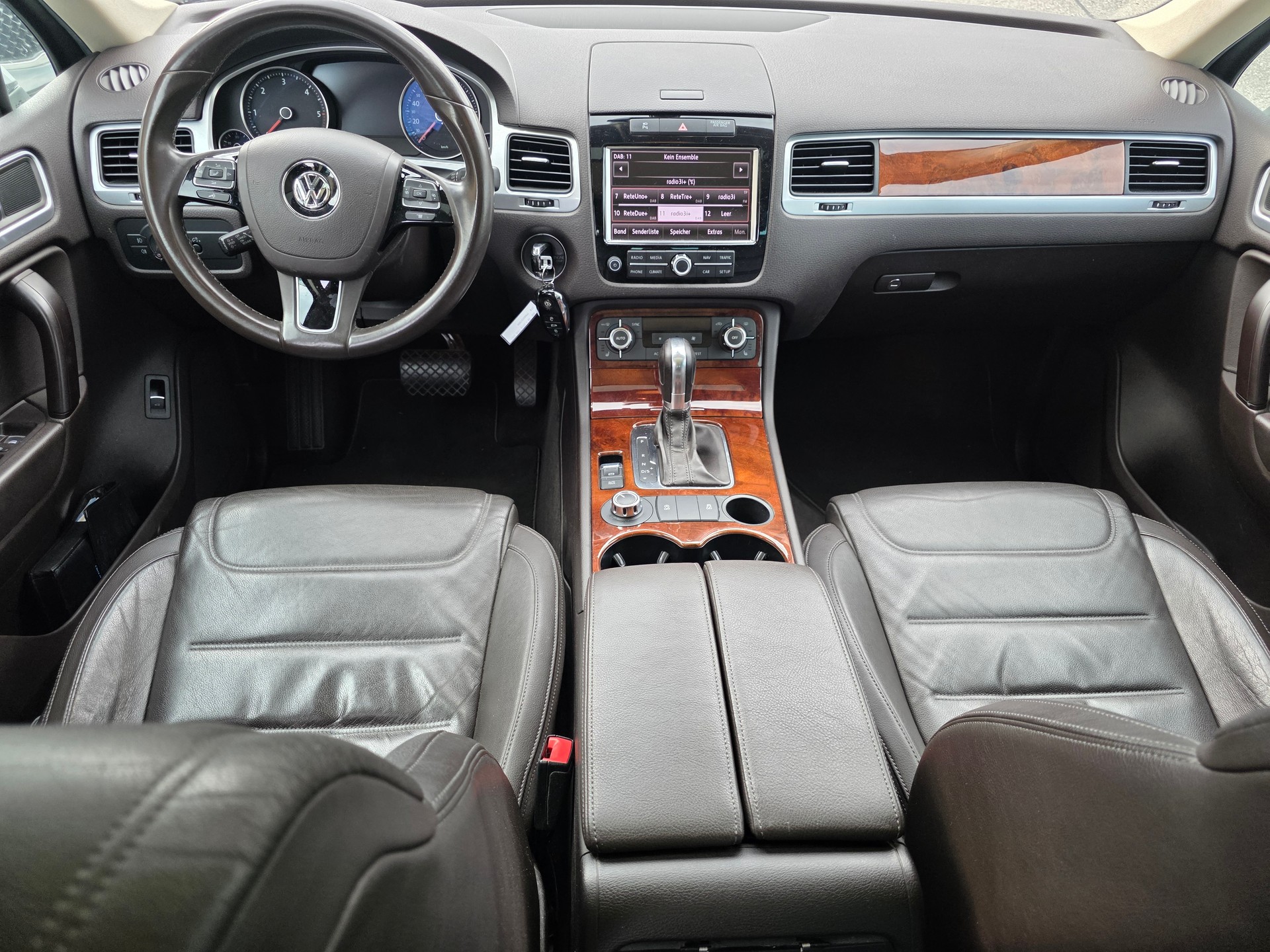 VW Touareg 3.0 TDI BMT Edition X Tiptronic Frisch ab Mfk-image-7