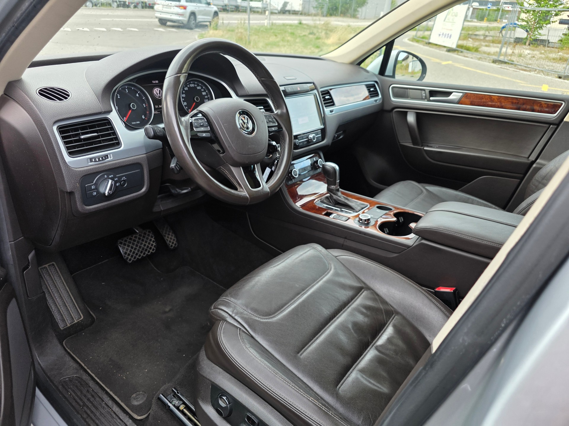 VW Touareg 3.0 TDI BMT Edition X Tiptronic Frisch ab Mfk-image-8