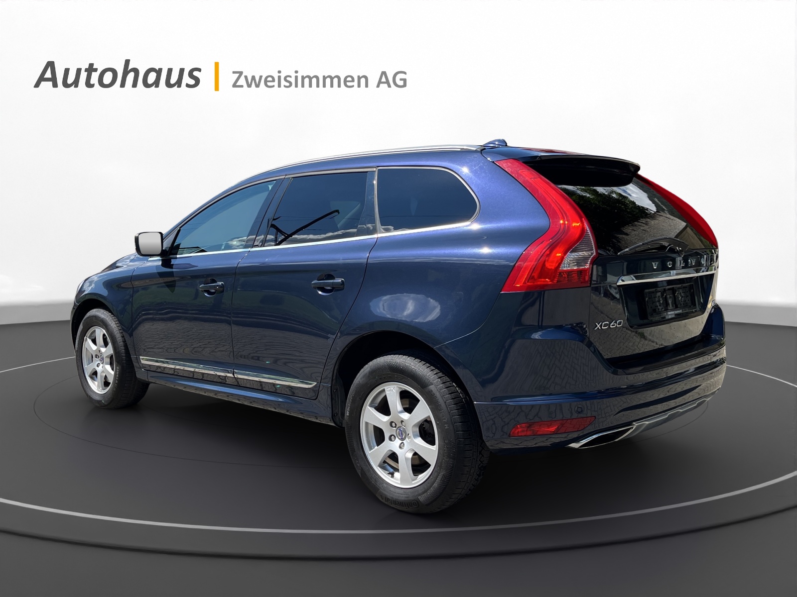 VOLVO XC60 D5 AWD Summum Geartronic-showroom-element-2