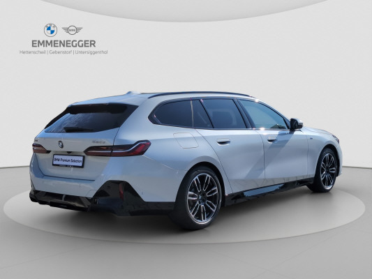 BMW 520d xDr 48V Tour M Sport-image-4