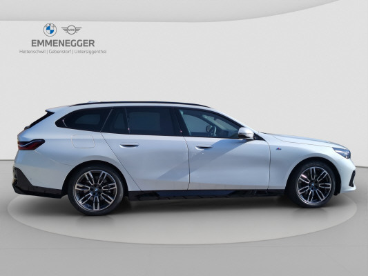 BMW 520d xDr 48V Tour M Sport-image-5