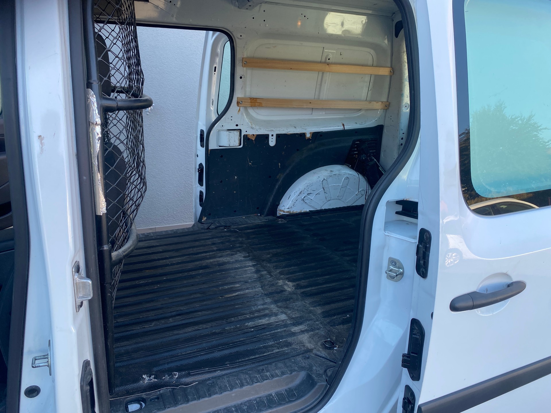 RENAULT Kangoo Maxi dCi 110 ENERGY Business 5 Pl. / 5 pl.-image-9