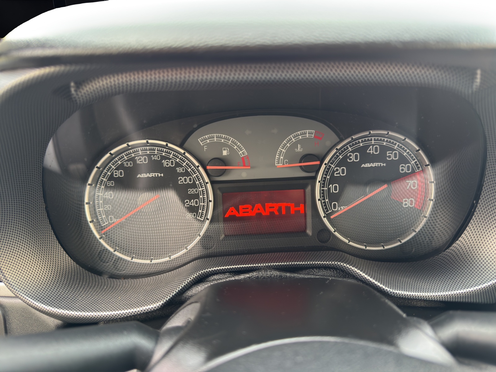 FIAT Punto 1.4 16V Turbo Abarth SuperSport 180-PS Frisch ab MFK & Frisch ab Service-image-13