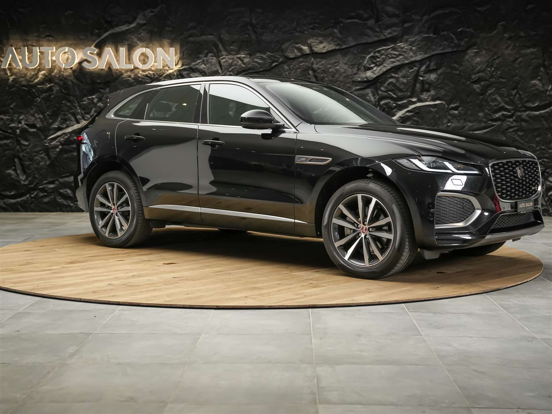 JAGUAR F-Pace 2.0 D200 R-Dynamic MHEV SE AWD *Lenkradheizung*Meridian*ACC*-image-6