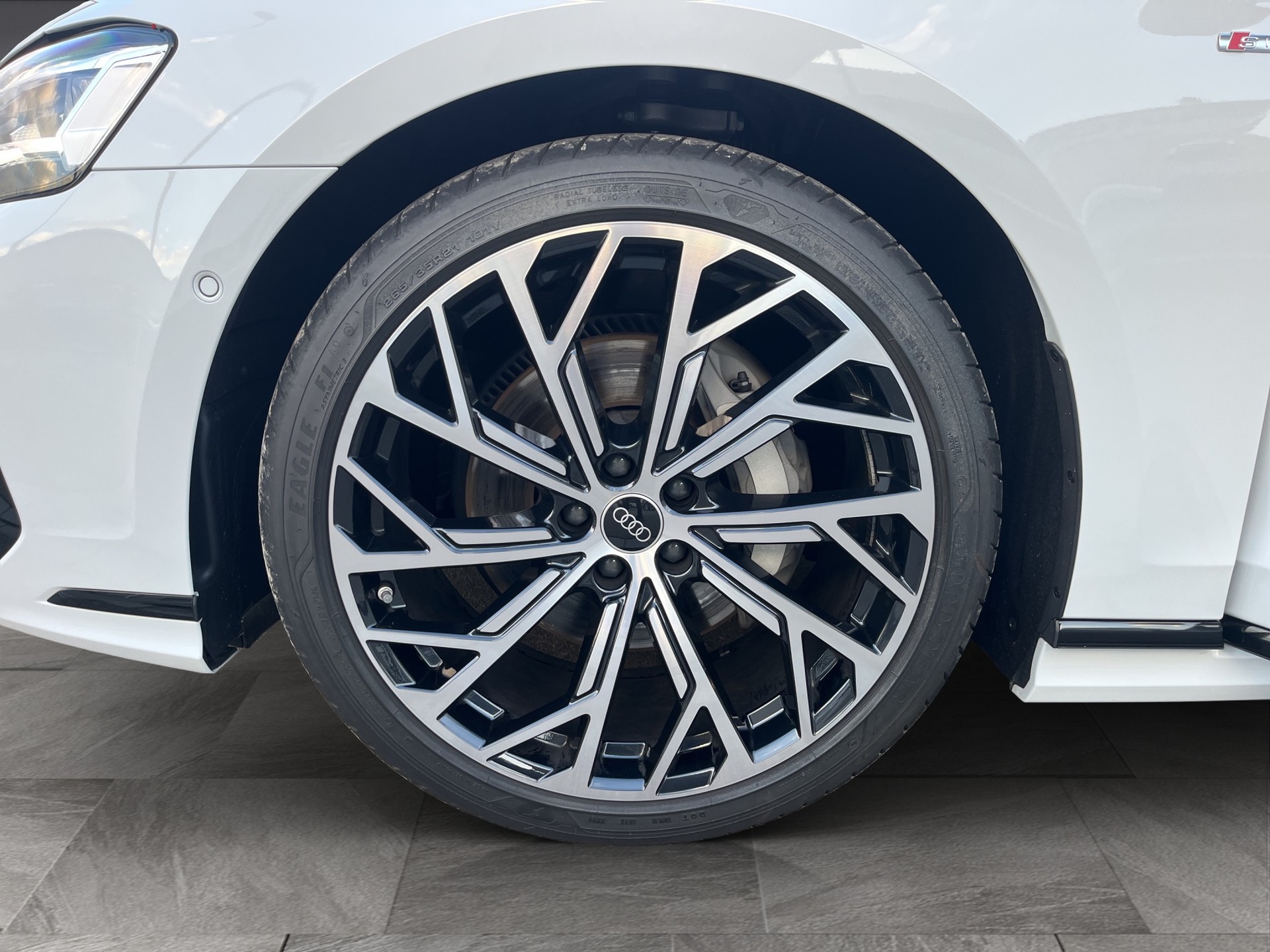 AUDI A8 50 TDI quattro tiptronic*Standheizung, AHK, S-Sportsitze, Panodach, Optikpaket-schwarz, 21"Alu, (5-Jahre Garantie)-image-20