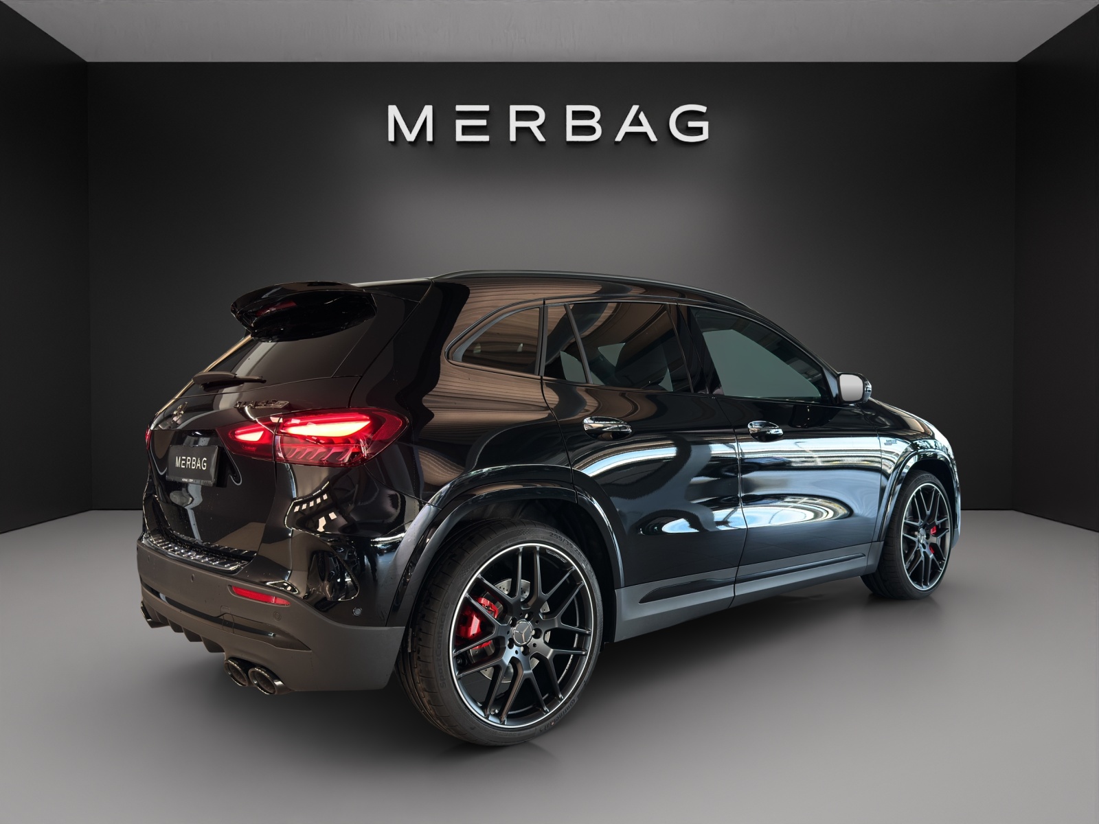 MERCEDES-BENZ GLA AMG 45 S 4M+8G-DCT-image-5