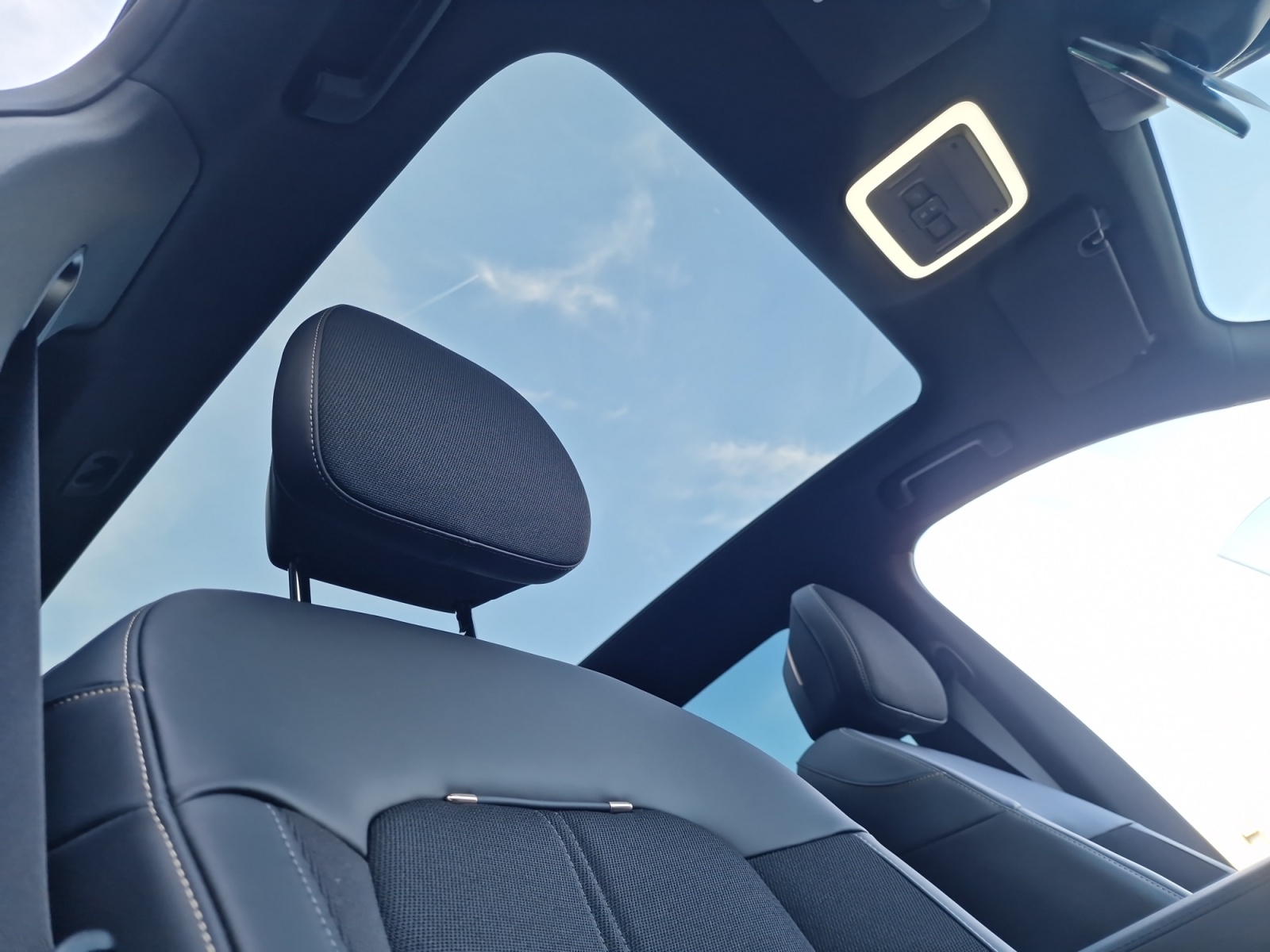 ZEEKR 7X 71kWh Core RWD Panorama Reichweite 480 km-image-11