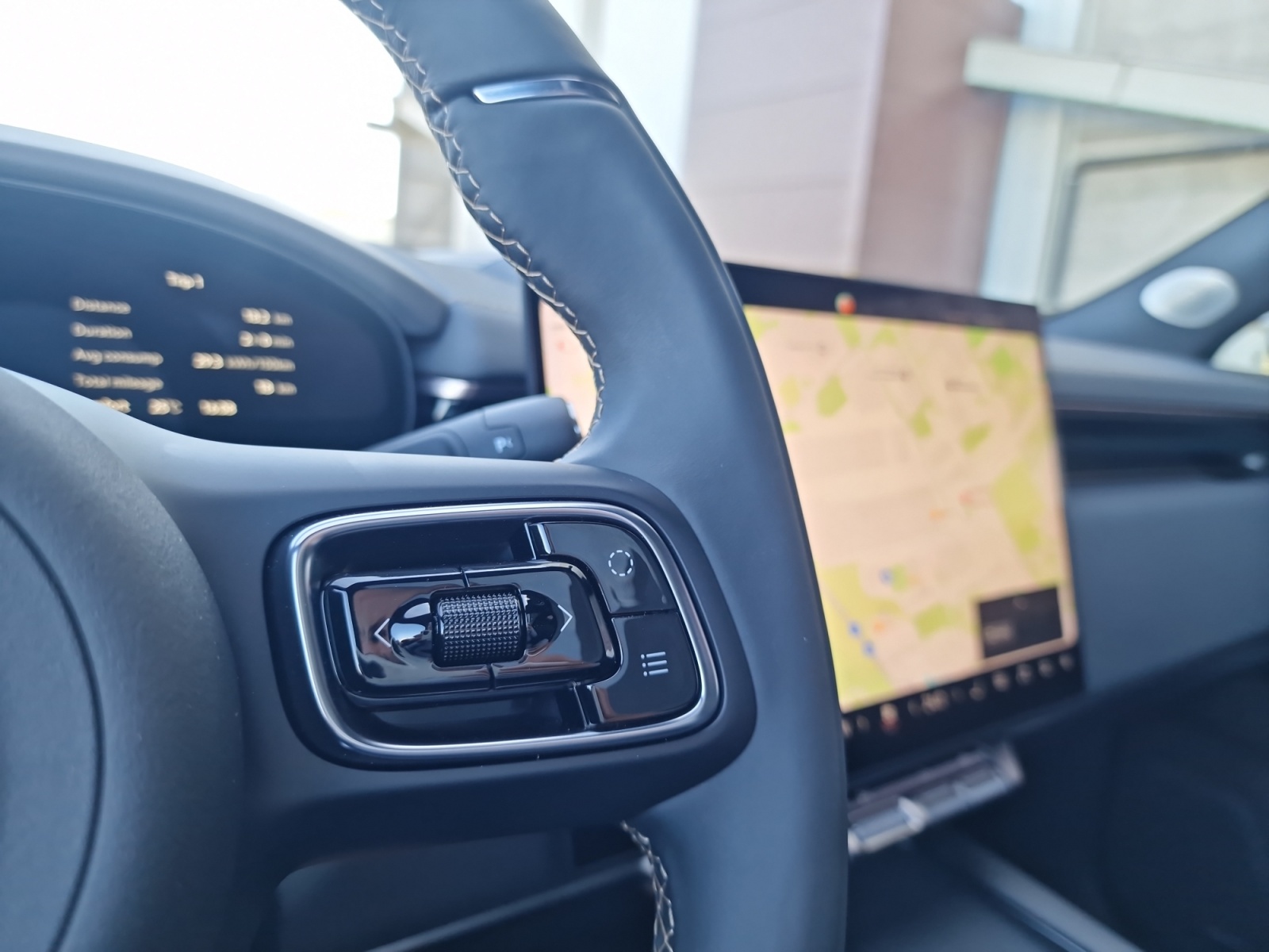 ZEEKR 7X 71kWh Core RWD Panorama Reichweite 480 km-image-17