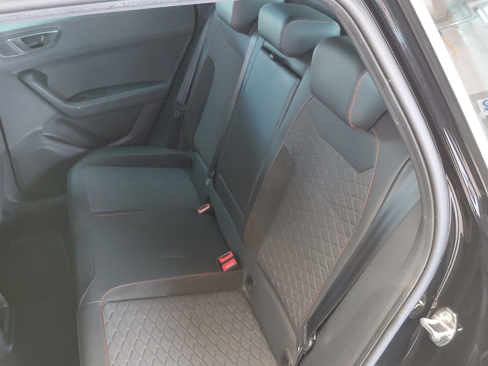 SEAT Ateca 1.5 TSI EVO DSG FR-image-11
