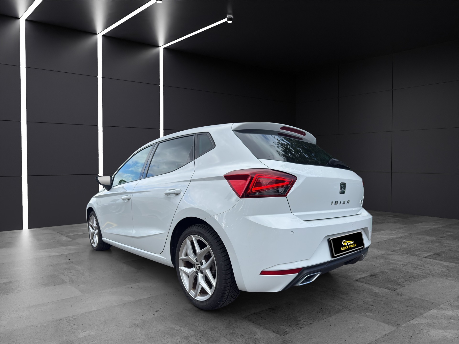 SEAT Ibiza 1.0 EcoTSI DSG Swiss FR Evolution *SPEZIALPREIS*. // 1 Jahr - 20‘000km Garantie!-image-6